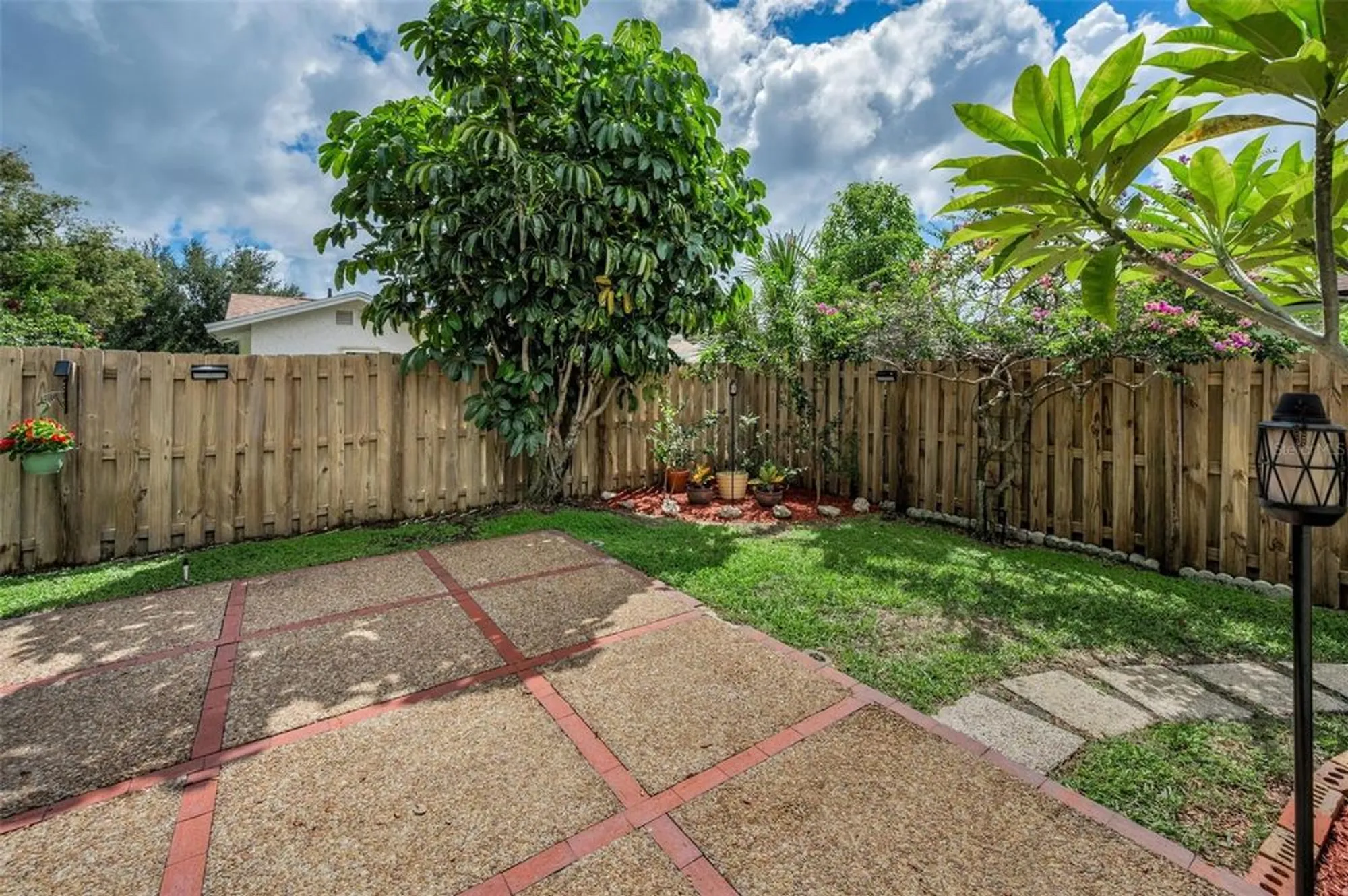 Property Slideshow image 39 of 70 | 921 anchorage ln, Palm Harbor, FL, 34685