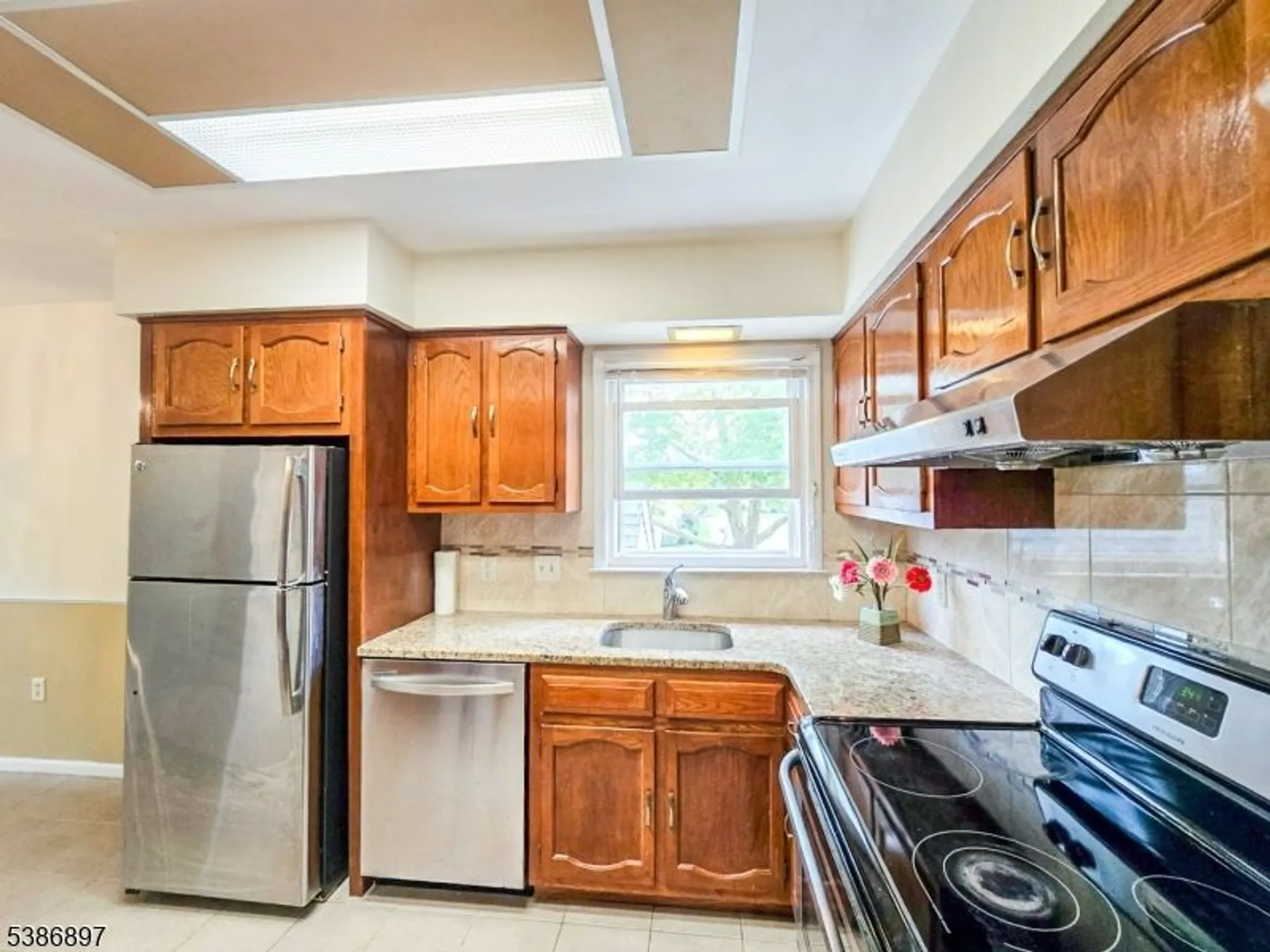 Property Slideshow image 15 of 35 | 374 new bedford ln, Monroe Twp., NJ, 08831