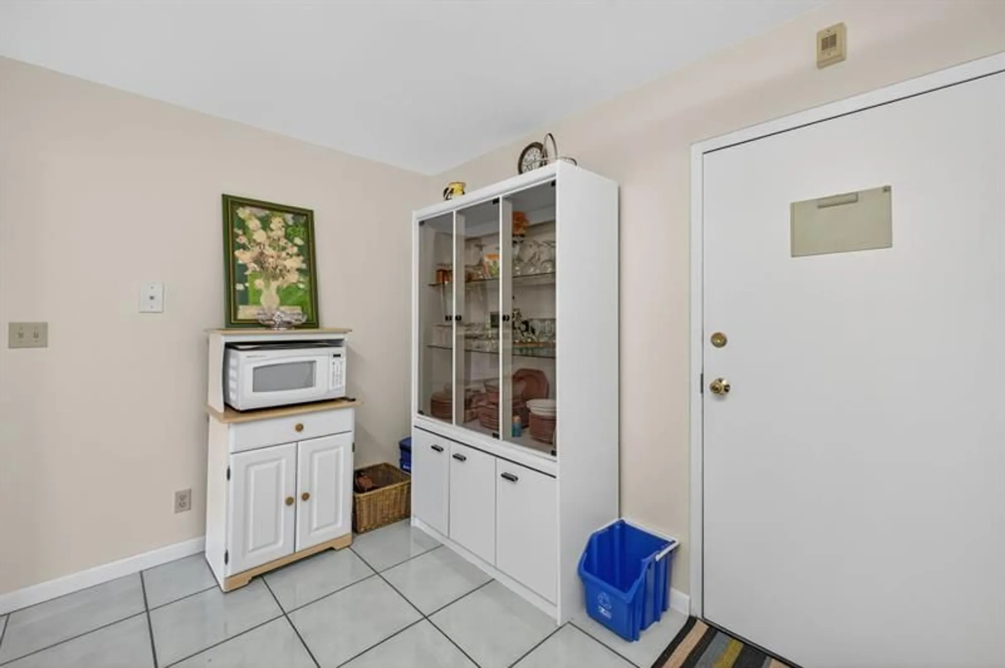 Property Slideshow image 25 of 39 | 4881 nw 22nd st b12, Lauderhill, FL, 33313