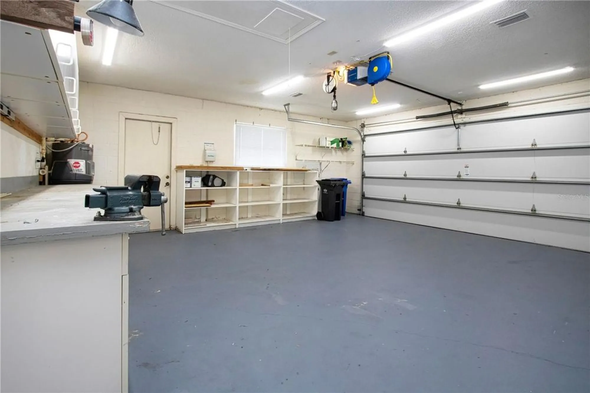 Property Slideshow image 43 of 60 | 2016 new bedford dr, Sun City Center, FL, 33573