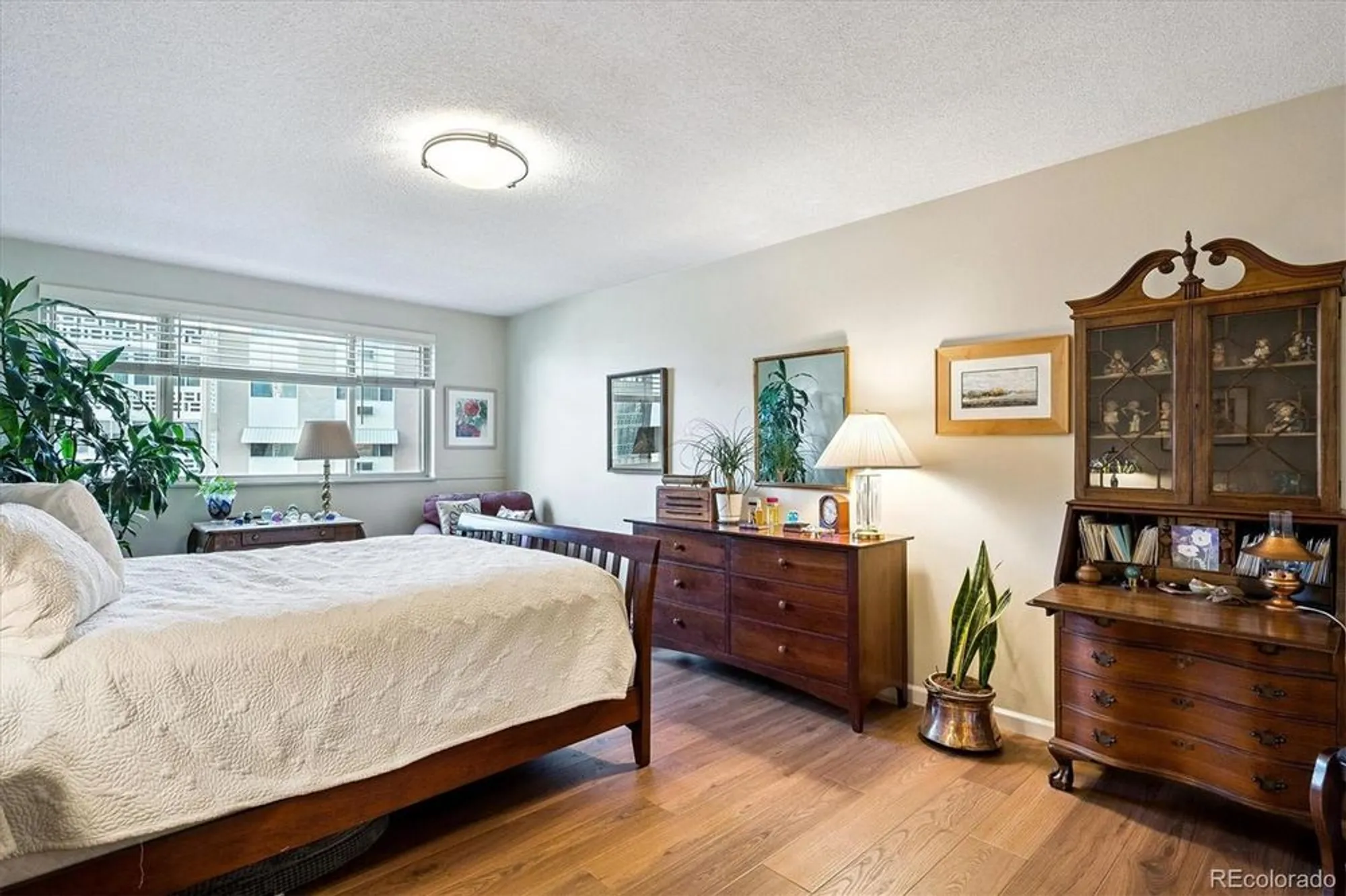 Property Slideshow image 9 of 50 | 9625 e center ave apt 7b, Denver, CO, 80247