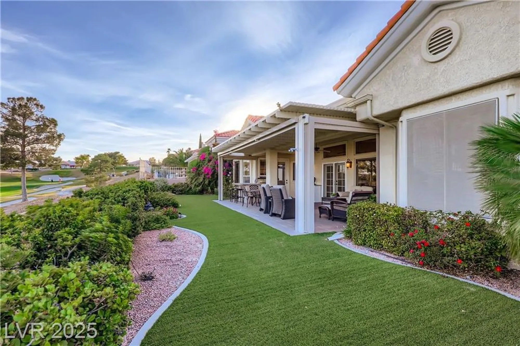 Property Slideshow image 19 of 35 | 2800 darby falls dr, Las Vegas, NV, 89134