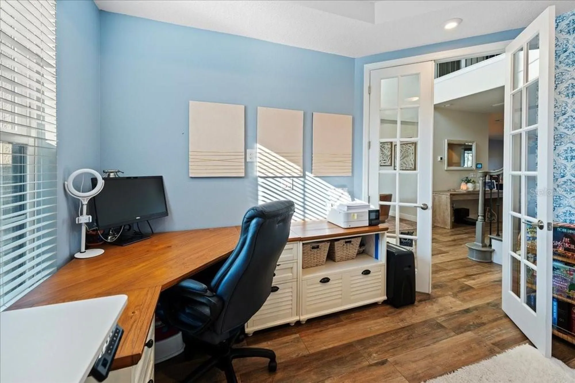 Property Slideshow image 21 of 86 | 10215 milky way cir, Sarasota, FL, 34241