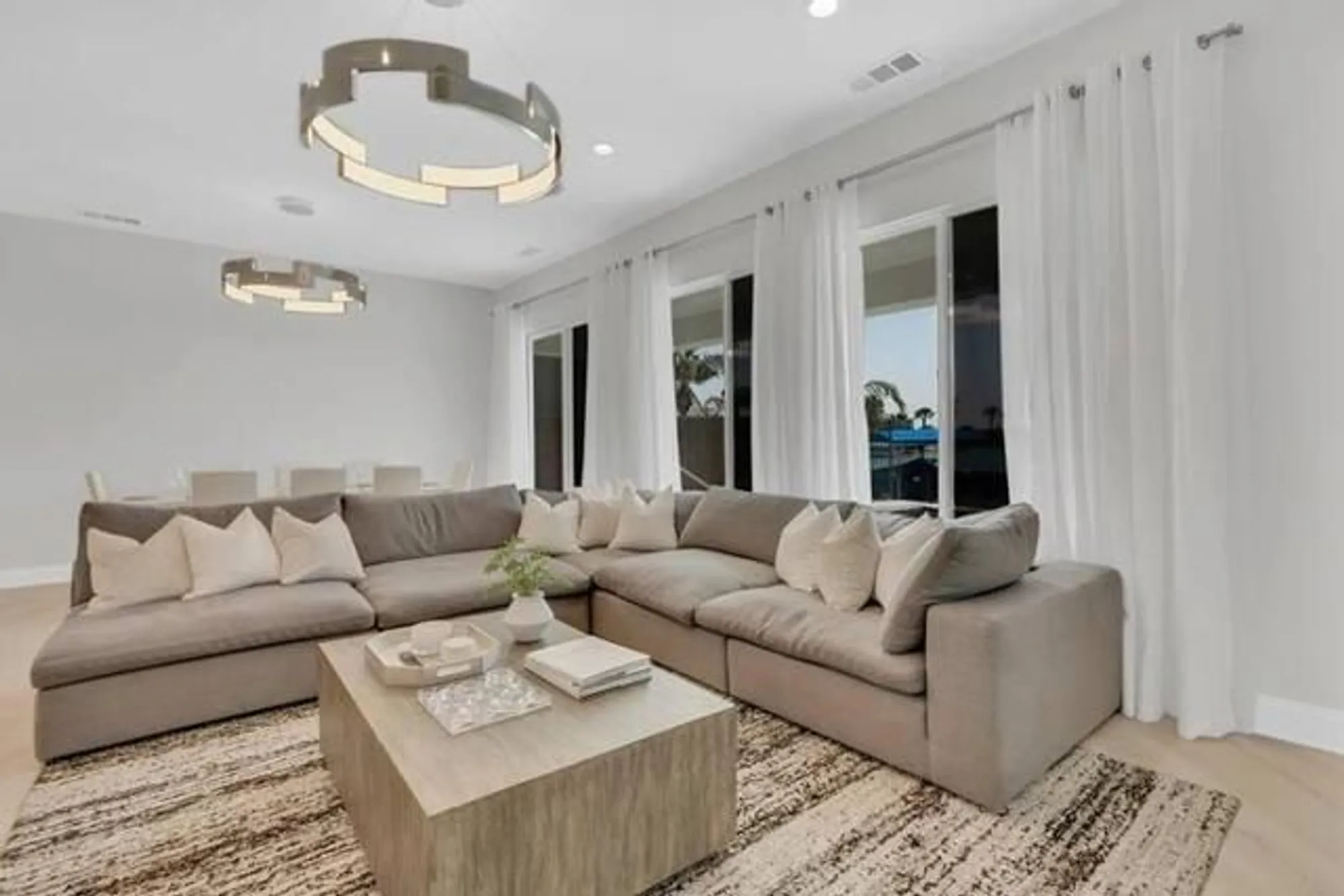 Property Slideshow image 10 of 37 | 84297 canzone dr, Indio, CA, 92203