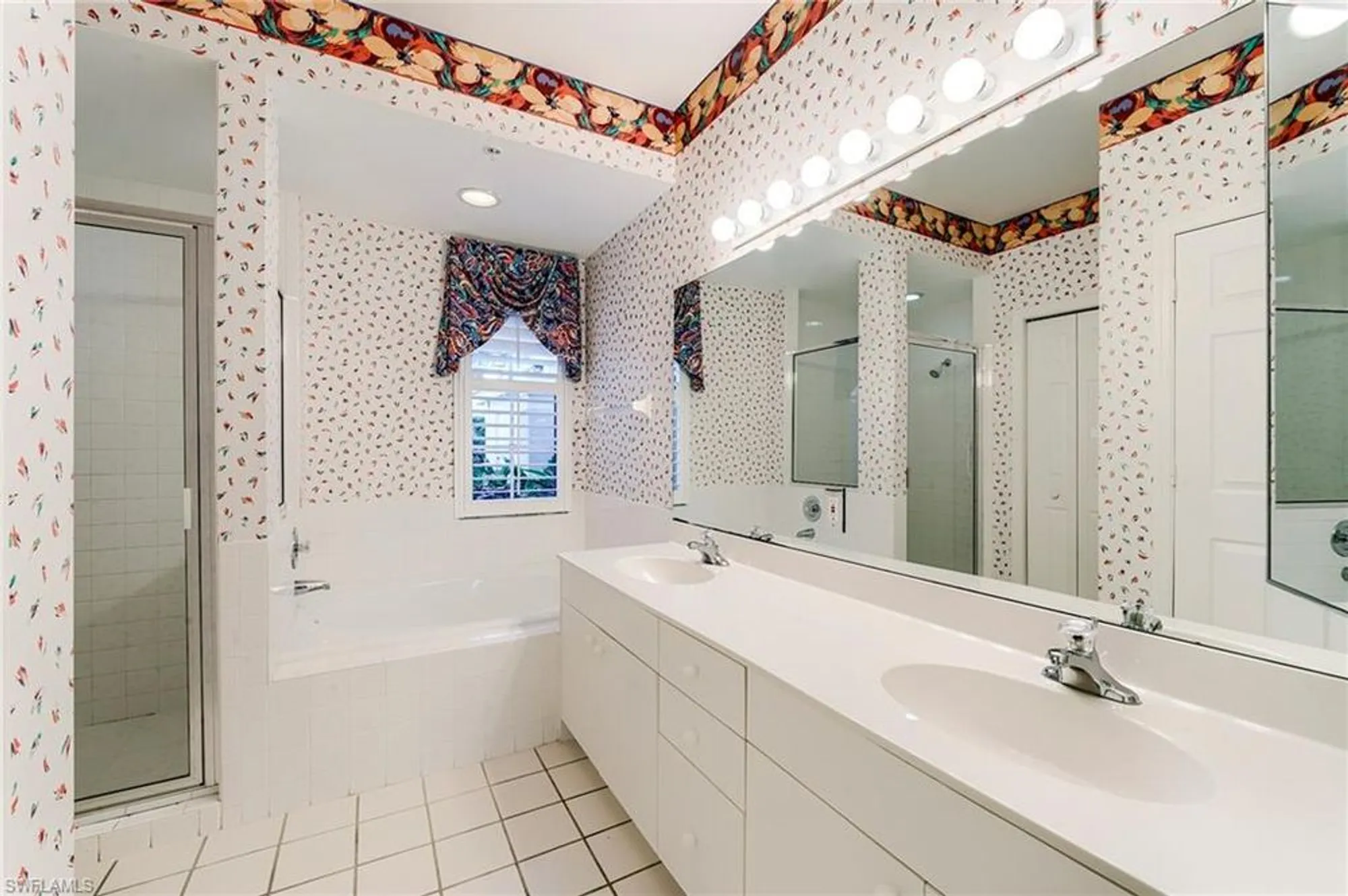 Property Slideshow image 18 of 35 | 25203 pelican creek cir 102, Bonita Springs, FL, 34134
