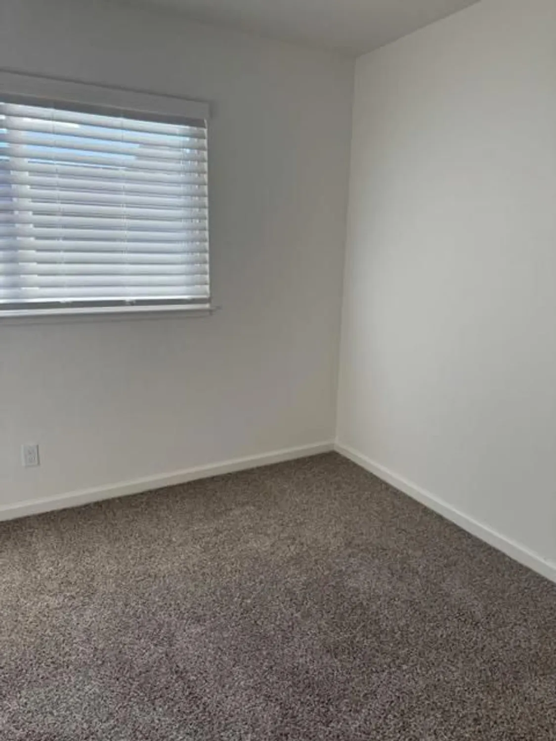 Property Slideshow image 7 of 16 | 501 cedar dr, Watsonville, CA, 95076