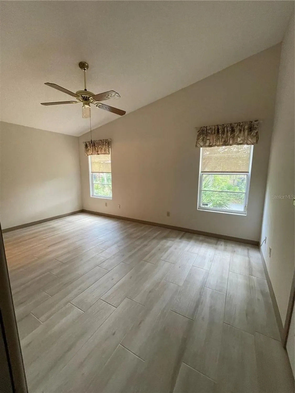 Property Slideshow image 9 of 24 | 89 crooked pine rd, Port Orange, FL, 32128