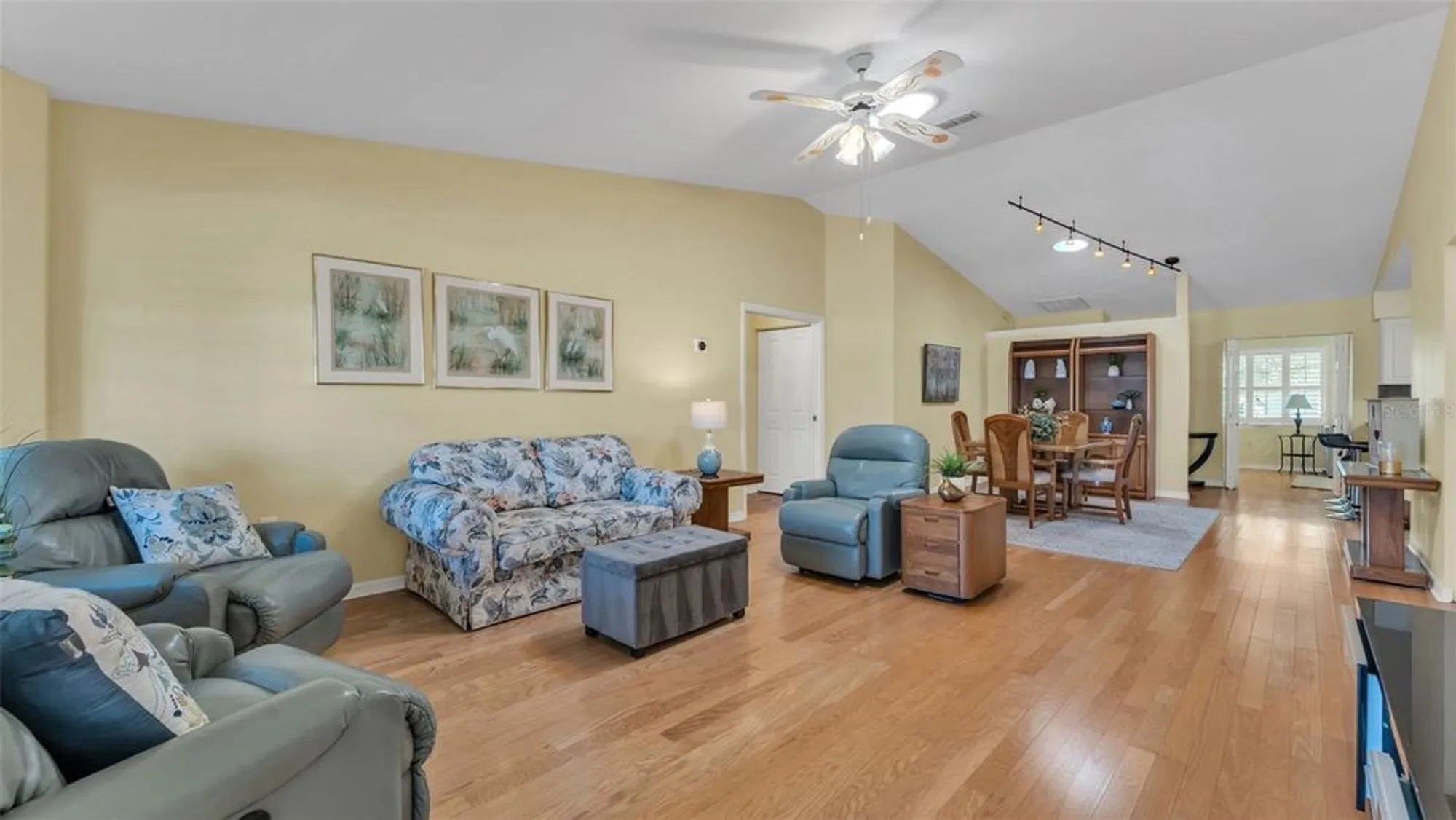 Property Slideshow image 3 of 44 | 3828 wildcat run, Lakeland, FL, 33810