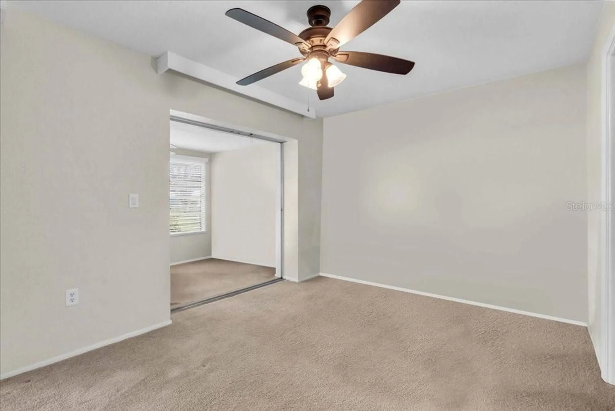 Property Slideshow image 8 of 31 | 3140 village green dr # 1119, Sarasota, FL, 34239