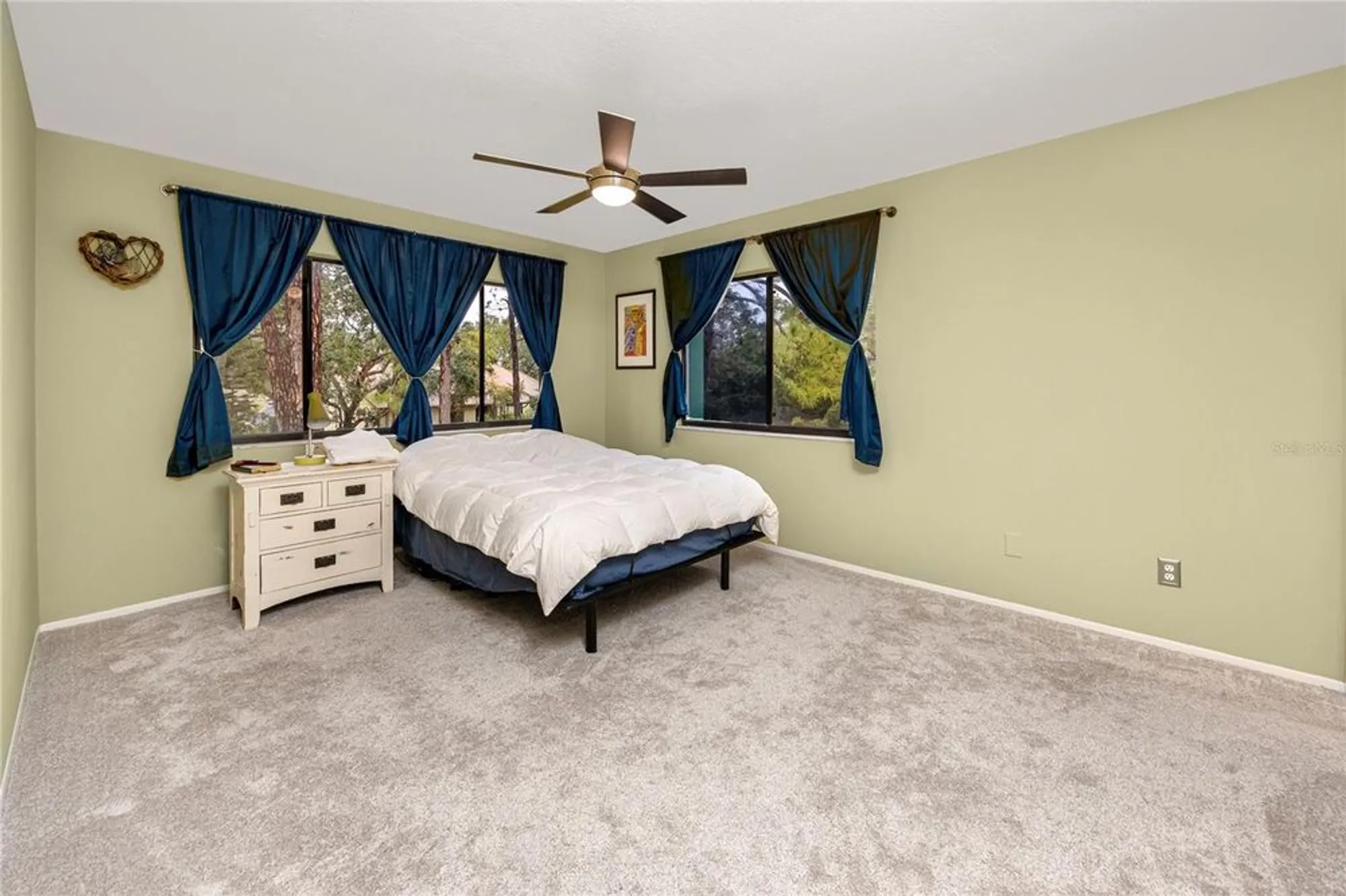Property Slideshow image 23 of 47 | 2561 royal pines cir # 14h, Clearwater, FL, 33763