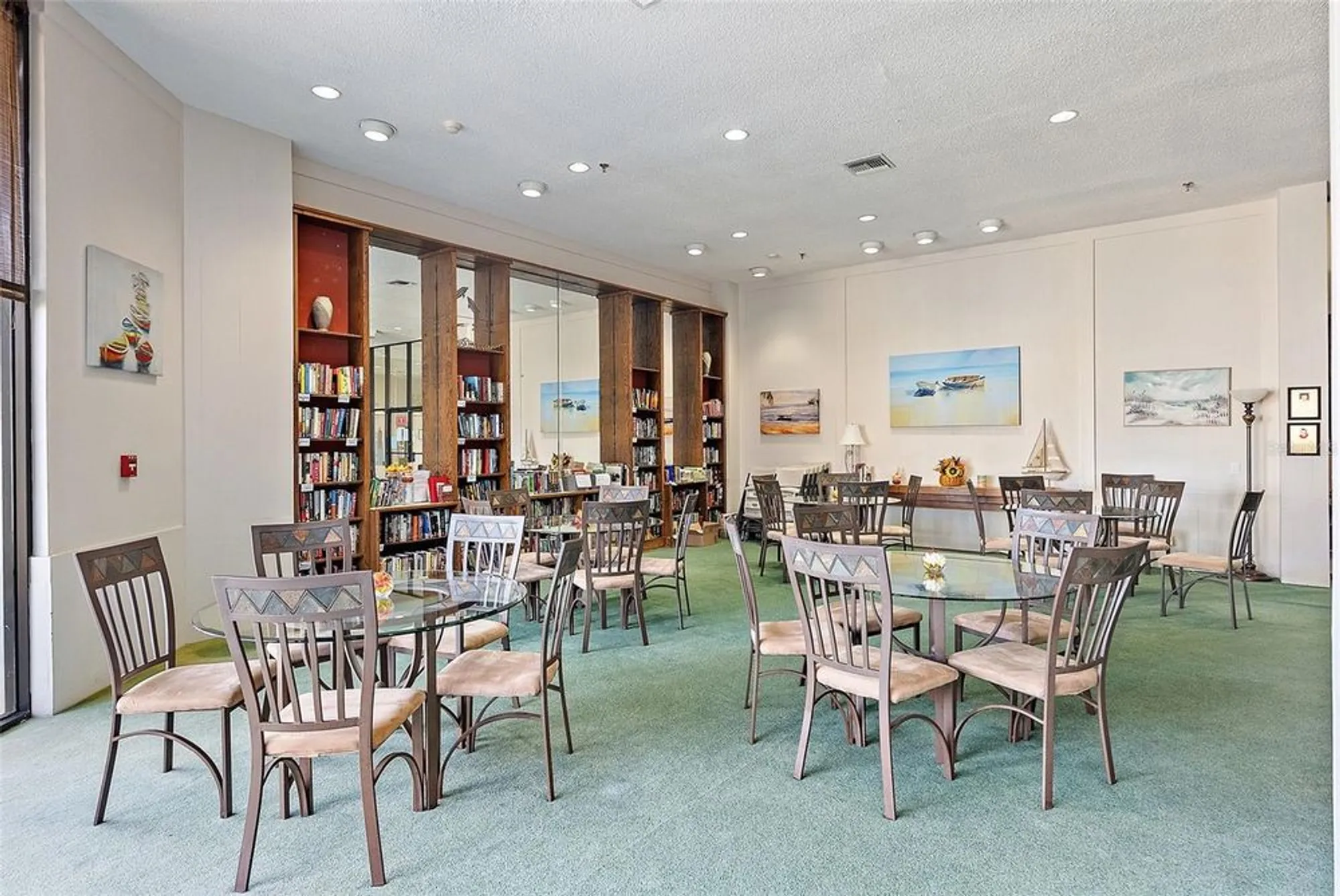 Property Slideshow image 37 of 42 | 6322 palma del mar blvd s apt 209, St Petersburg, FL, 33715