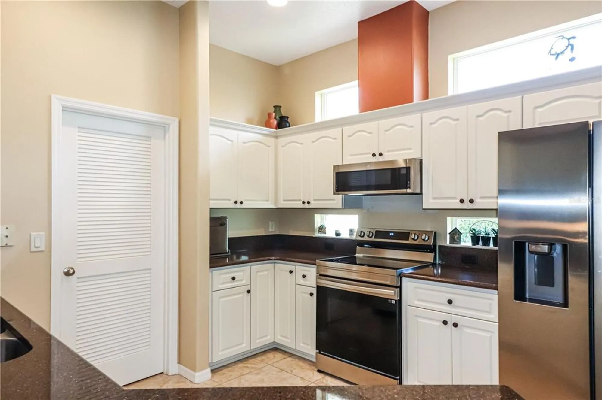 Property Slideshow image 11 of 32 | 27328 pine straw rd, Leesburg, FL, 34748