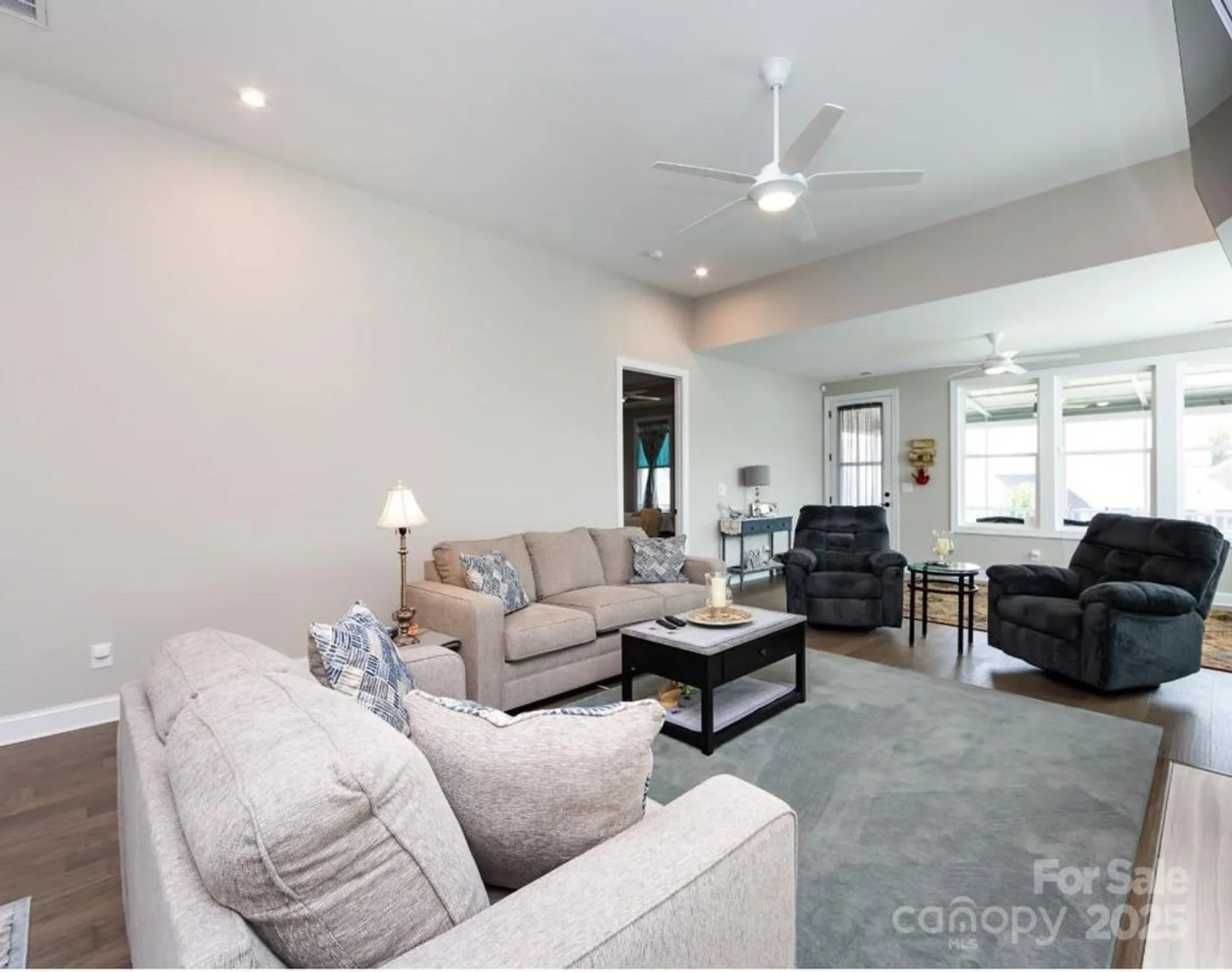 Property Slideshow image 15 of 28 | 7337 overjoyed crossing, Charlotte, NC, 28215