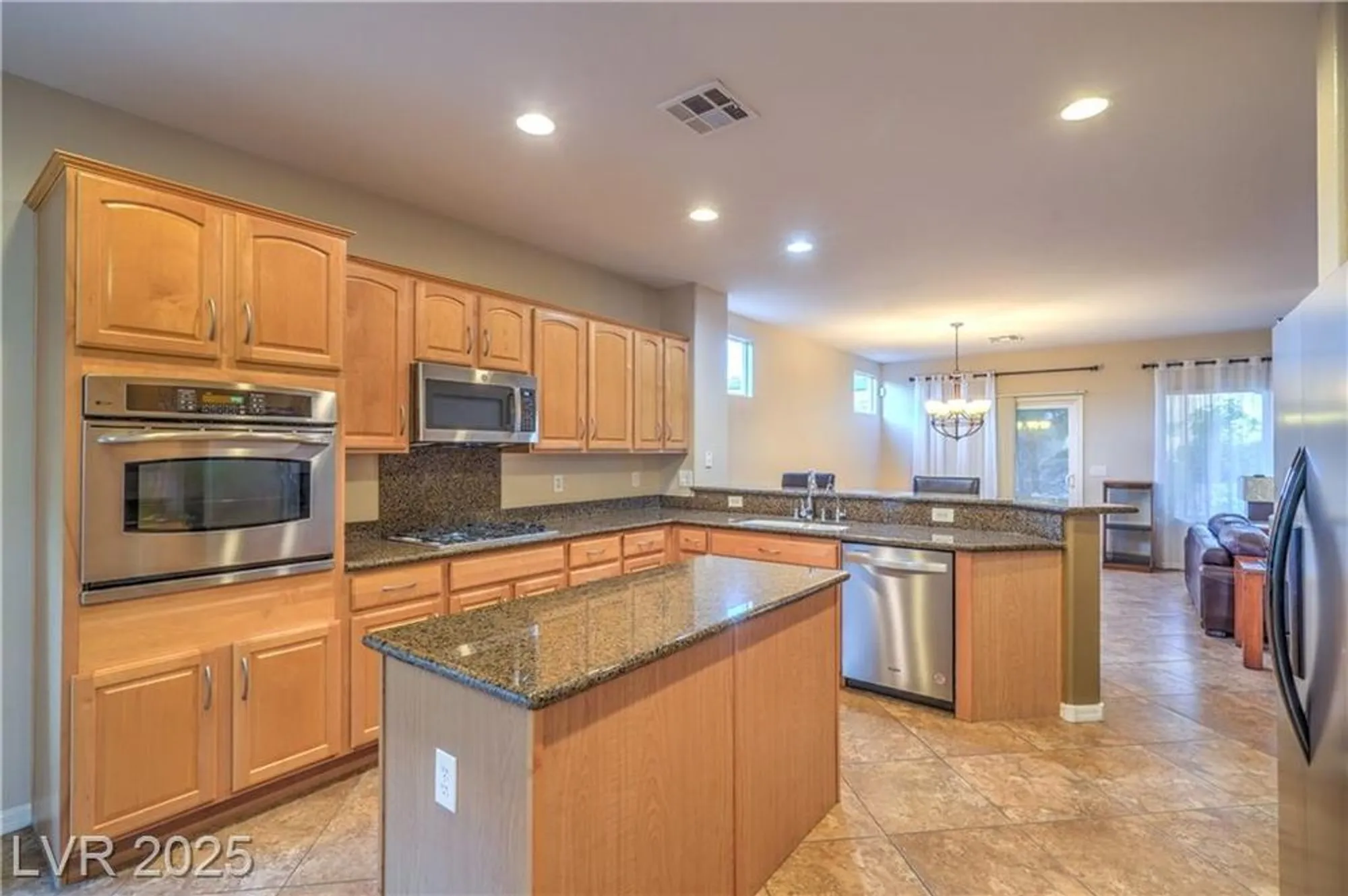 Property Slideshow image 9 of 52 | 2148 shadow canyon dr, Henderson, NV, 89044