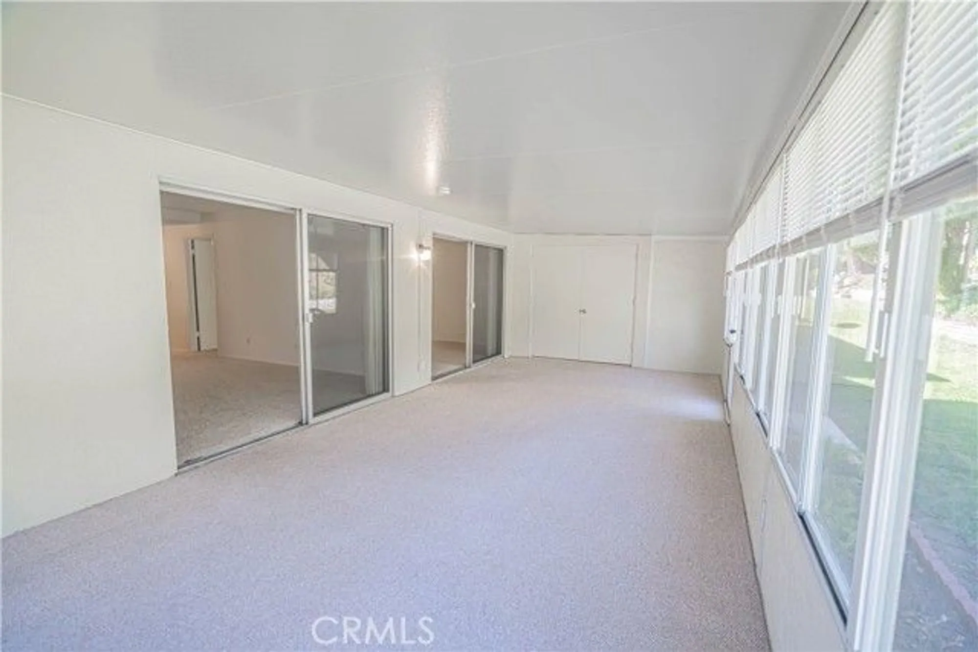 Property Slideshow image 28 of 51 | 19433 oak crossing rd, Newhall, CA, 91321