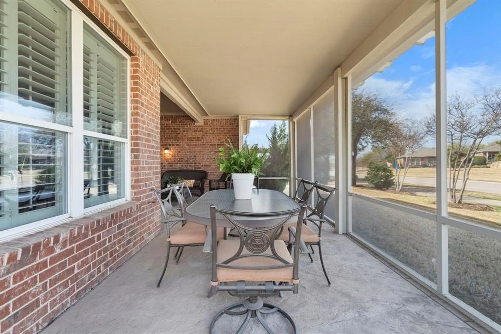 Property Slideshow image 26 of 39 | 942 carrington greens dr, Frisco, TX, 75036