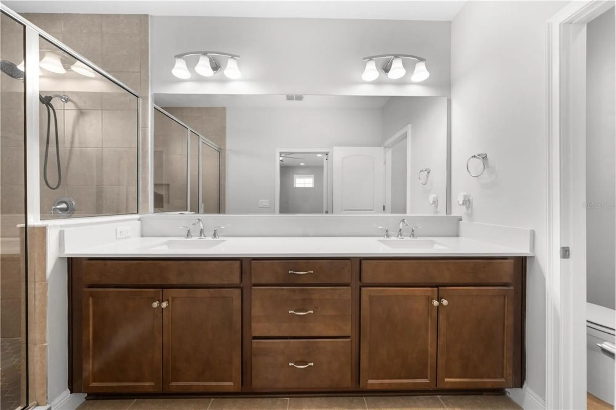 Property Slideshow image 28 of 51 | 3204 oxbow ct, Harmony, FL, 34773