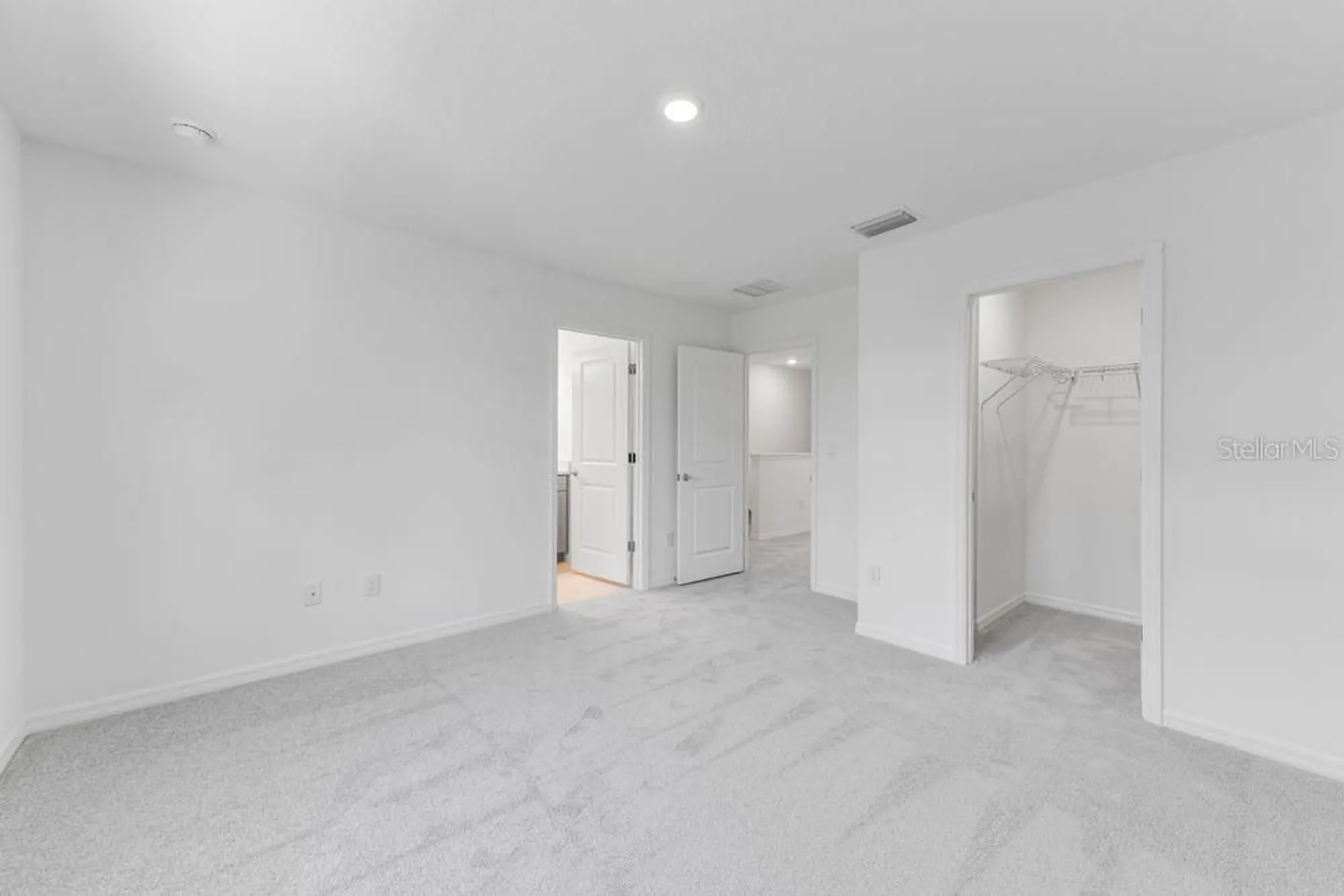 Property Slideshow image 14 of 41 | 15152 cuzcorro ct, Nokomis, FL, 34275