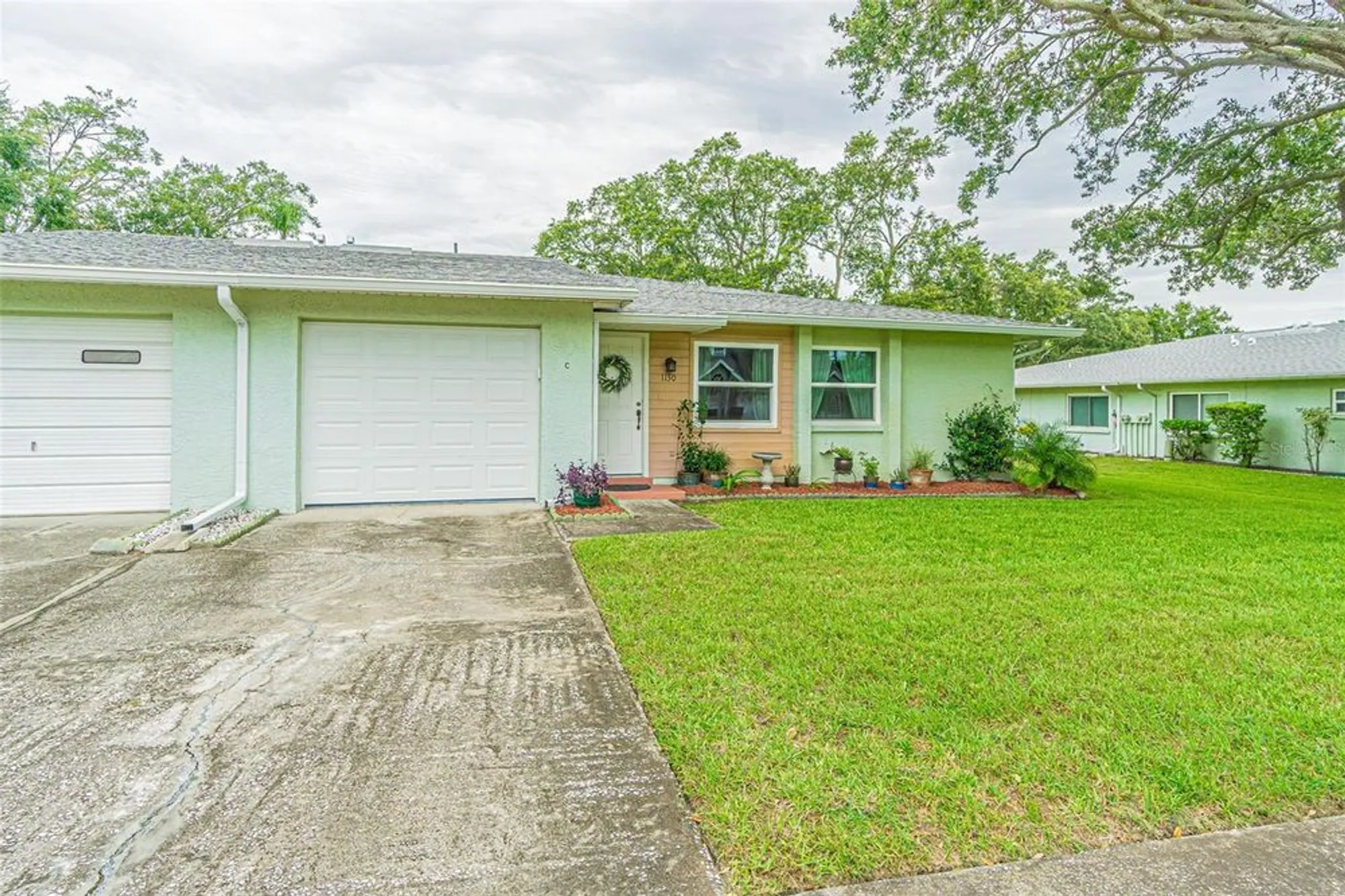 Property Slideshow image 2 of 32 | 1130 orange tree cir c, Palm Harbor, FL, 34684