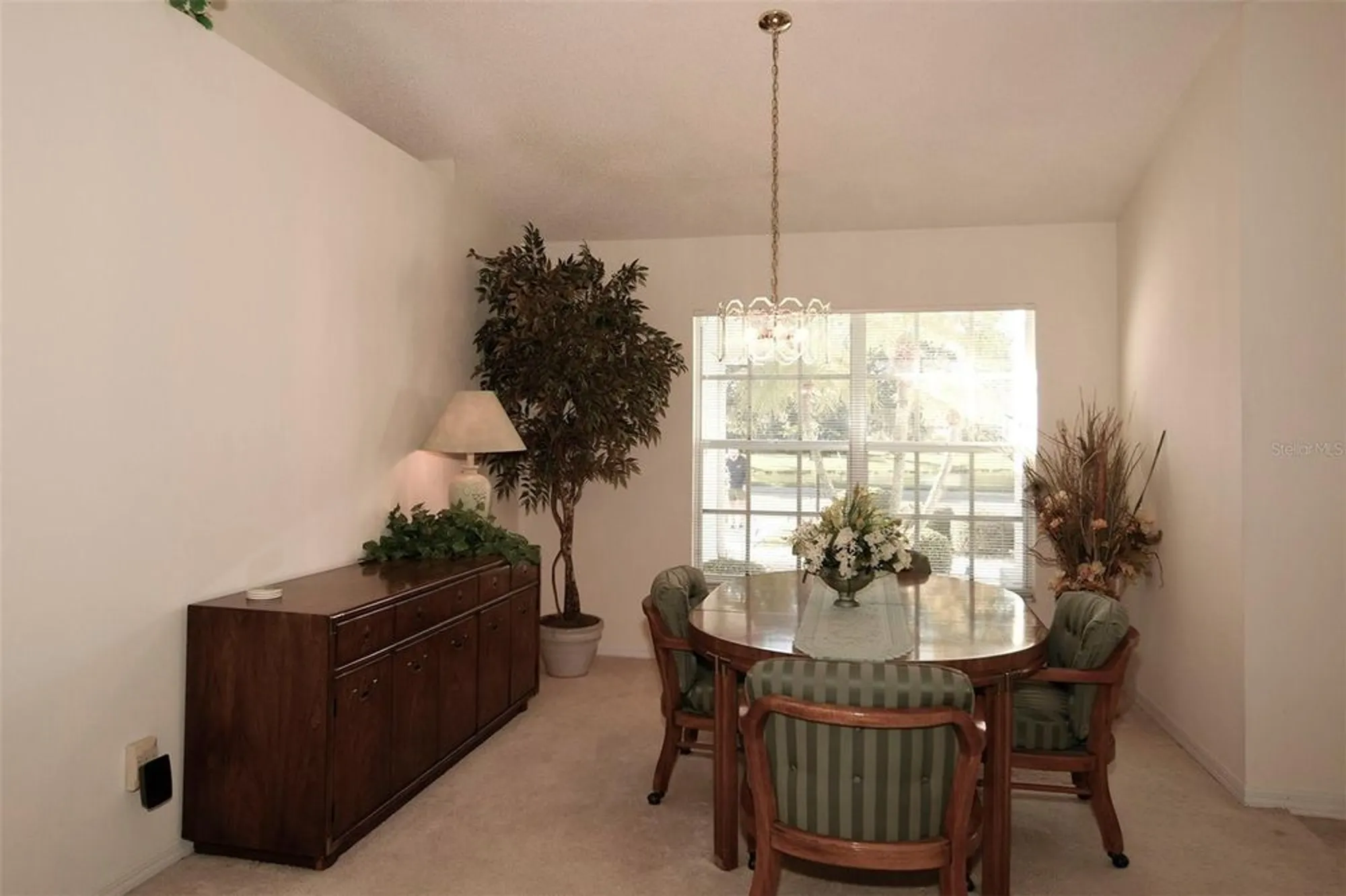 Property Slideshow image 14 of 58 | 2451 e del webb blvd, Sun City Center, FL, 33573