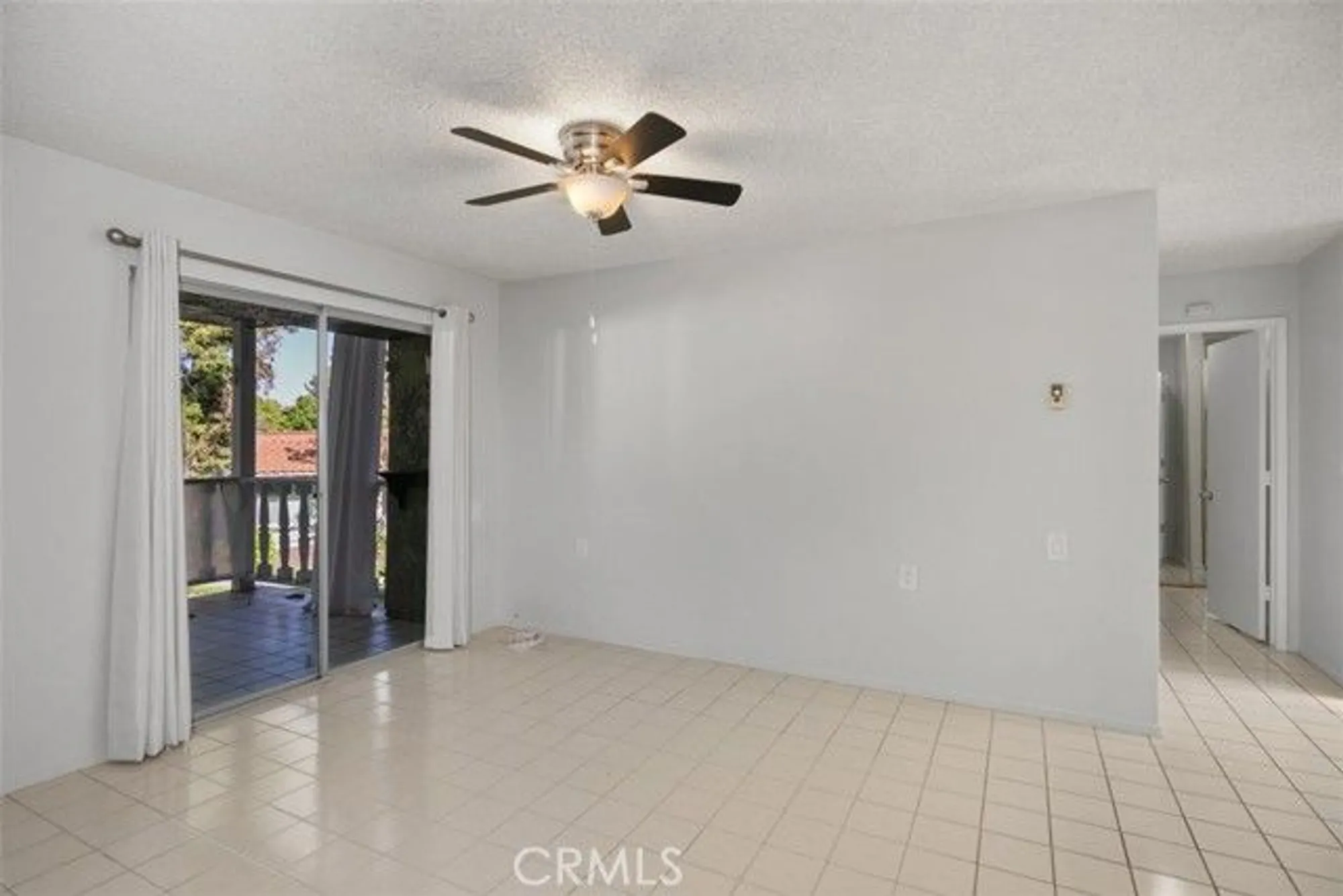 Property Slideshow image 9 of 25 | 2405 via mariposa 2g, Laguna Woods, CA, 92637