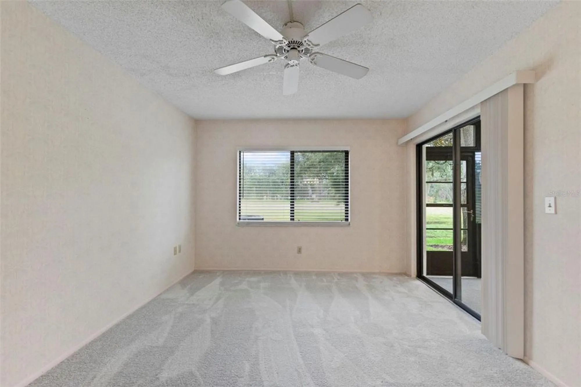 Property Slideshow image 14 of 40 | 7680 eagle creek dr # 7680, Sarasota, FL, 34243