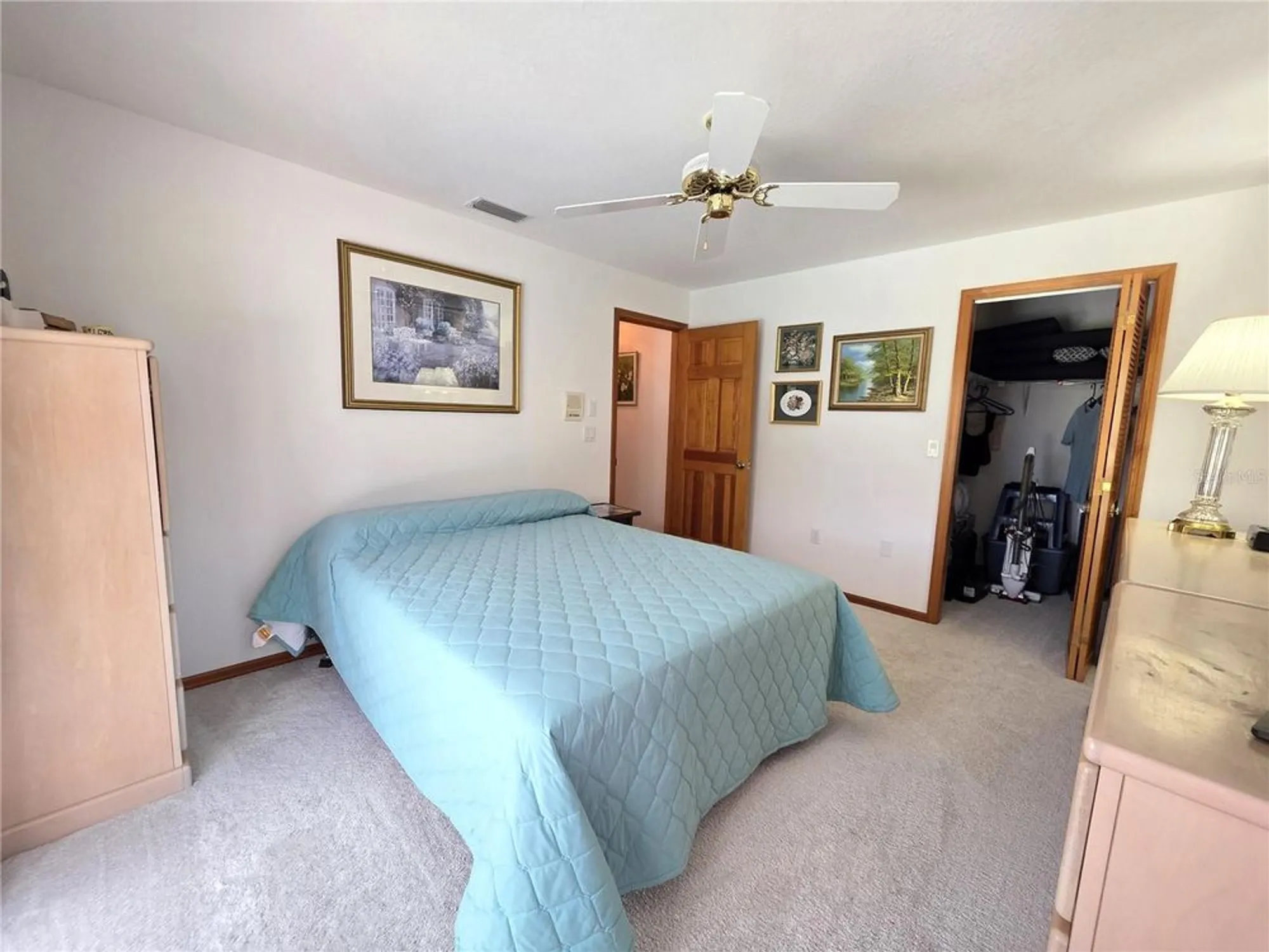 Property Slideshow image 21 of 45 | 9446 ashley dr, Weeki Wachee, FL, 34613