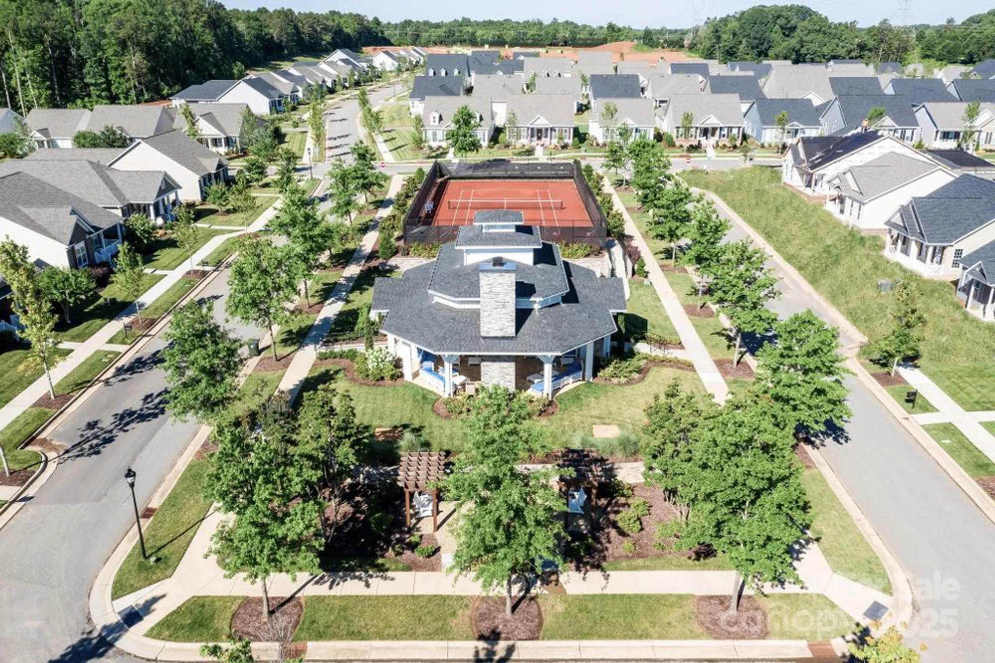 Property Slideshow image 24 of 42 | 11715 meetinghouse dr, Cornelius, NC, 28031