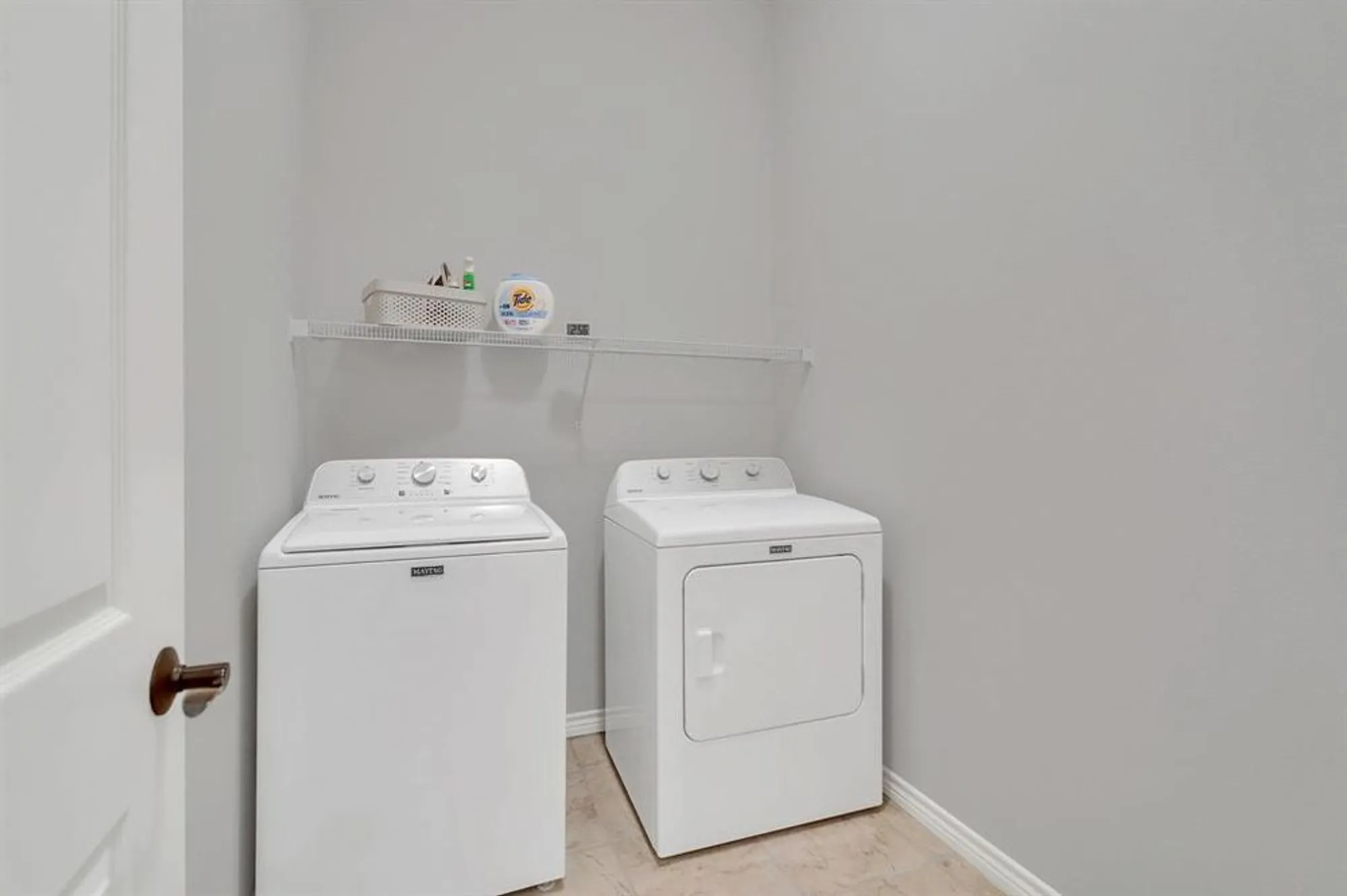 Property Slideshow image 27 of 40 | 2601 marsh ln 292, Plano, TX, 75093