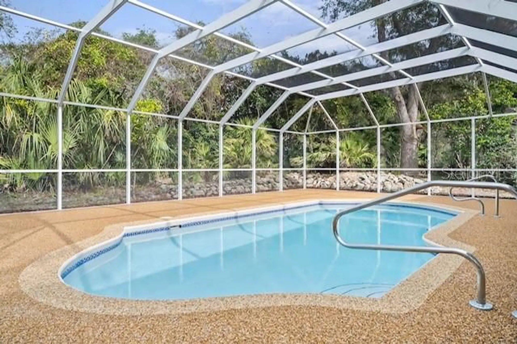 Property Slideshow image 25 of 39 | 6 point doral ct, Palm Coast, FL, 32137