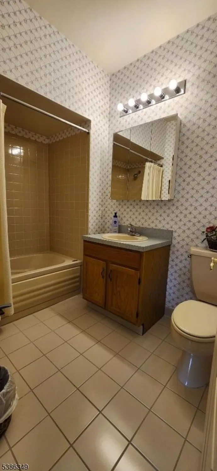 Property Slideshow image 18 of 18 | 4 richmond roadsuite308 308, West Milford Twp., NJ, 07480