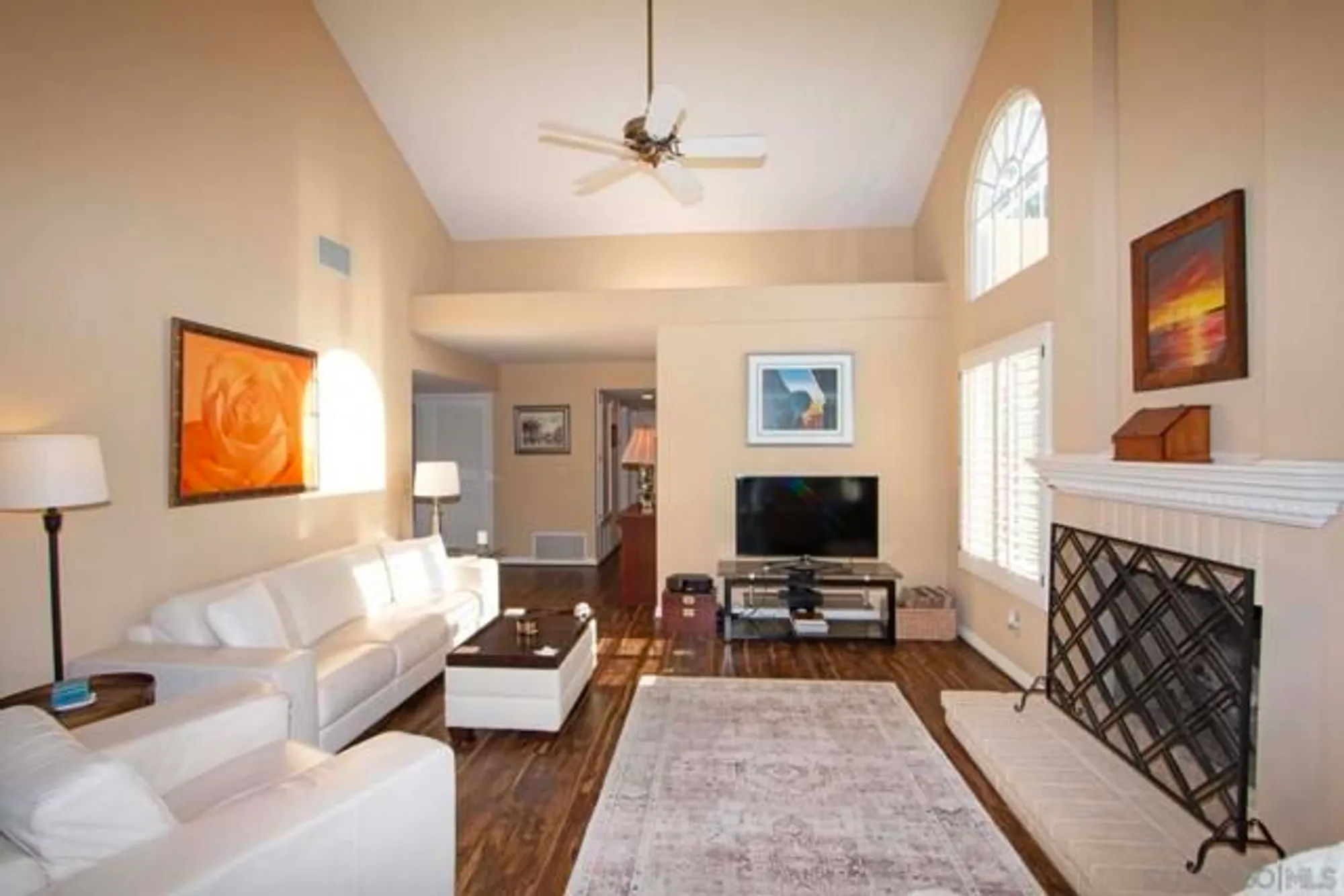 Property Slideshow image 14 of 39 | 17638 caminito hercuba, San Diego, CA, 92128