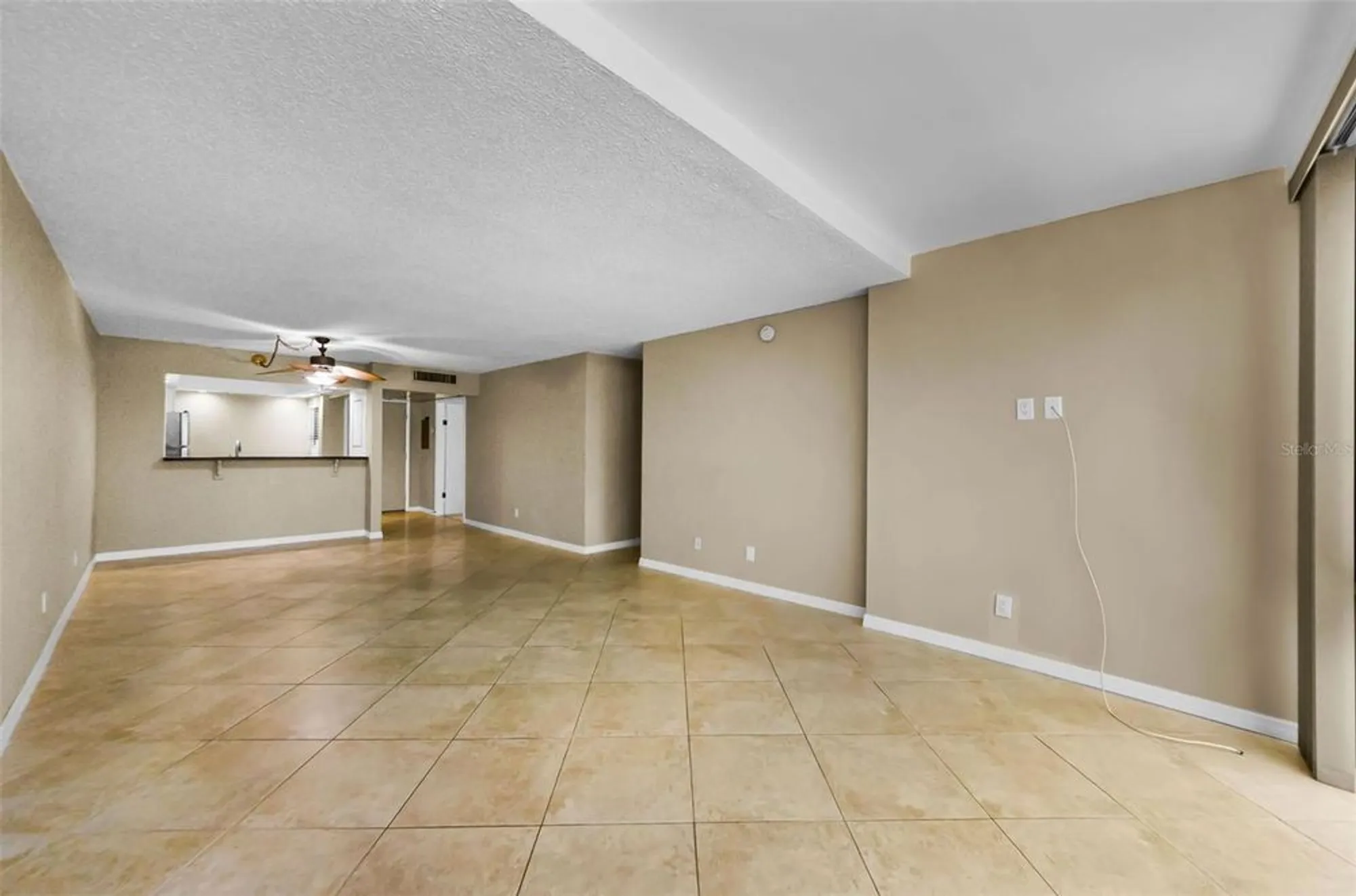 Property Slideshow image 11 of 49 | 14130 rosemary ln apt 3306, Largo, FL, 33774
