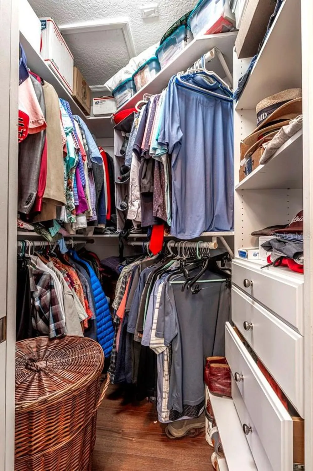 Property Slideshow image 29 of 64 | 5061 greenbriar trl, Mount Dora, FL, 32757