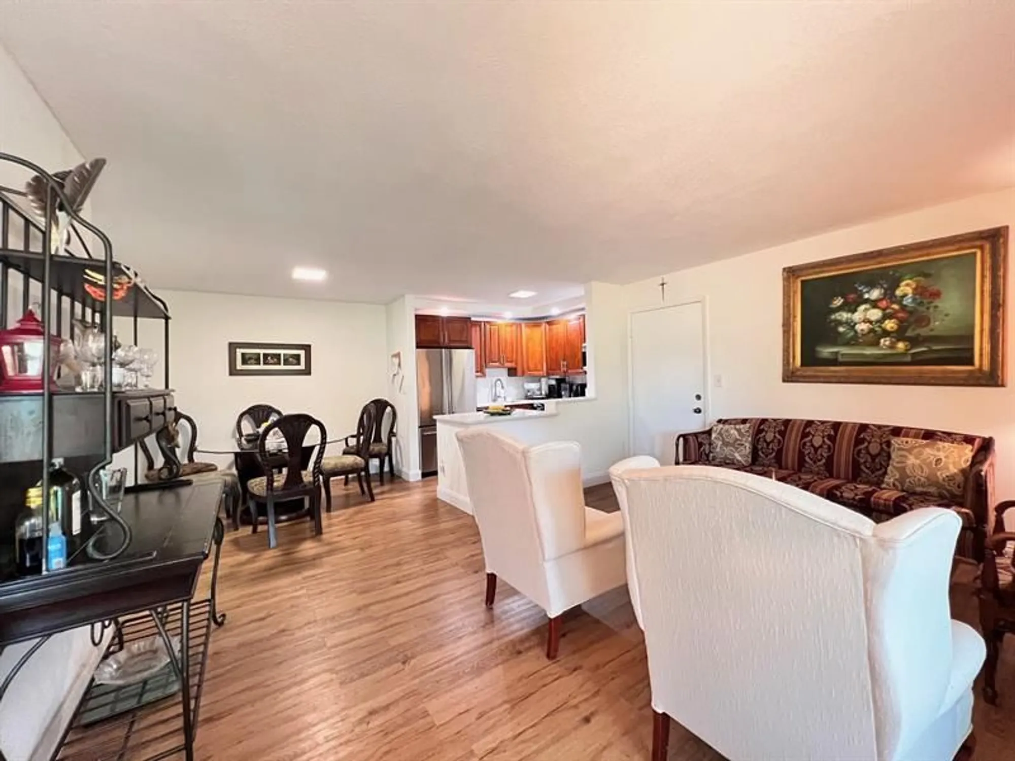 Property Slideshow image 3 of 17 | 9999 n belfort cir # 101, Tamarac, FL, 33321