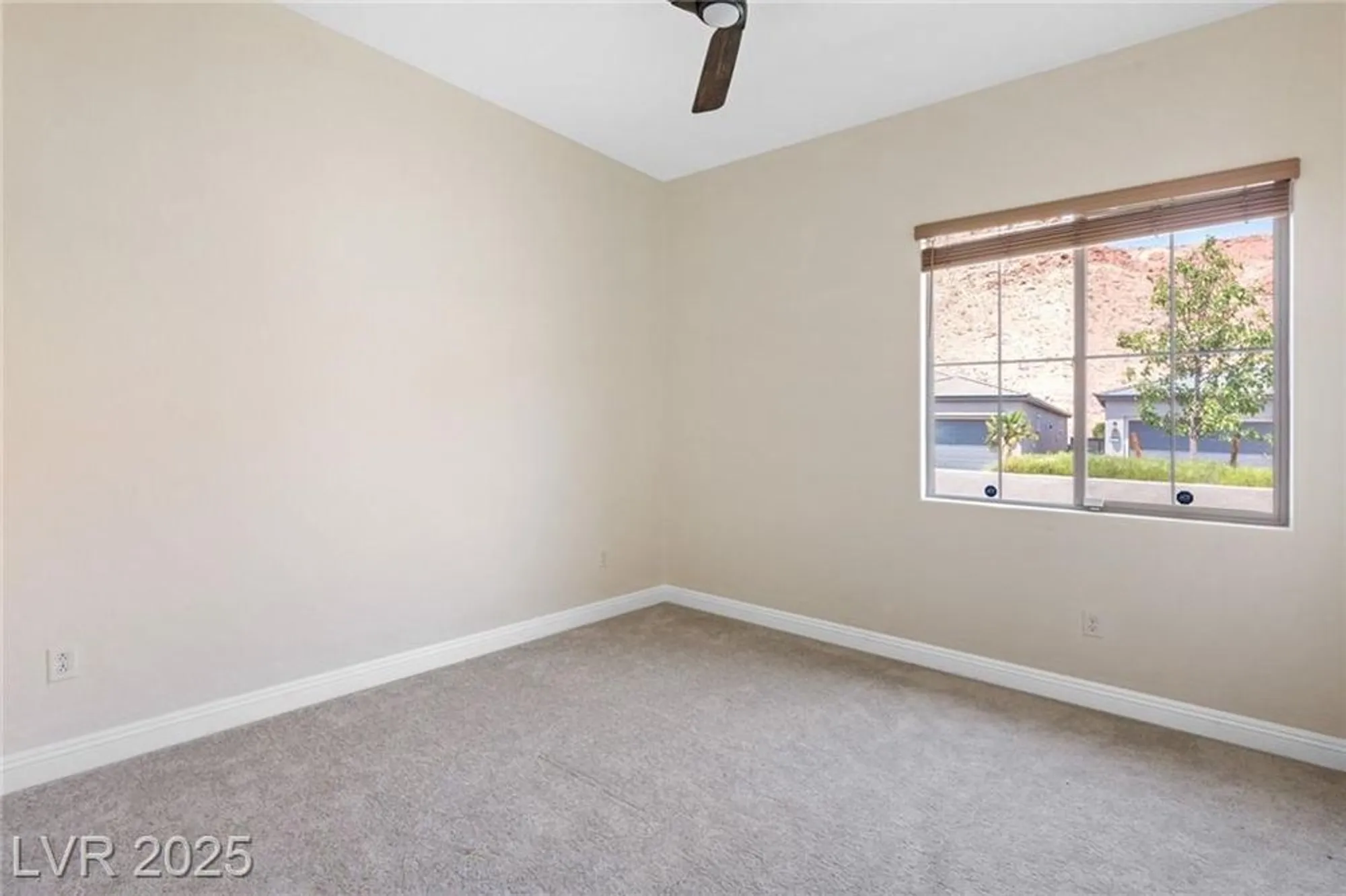 Property Slideshow image 30 of 73 | 80 mirage view dr, Henderson, NV, 89011