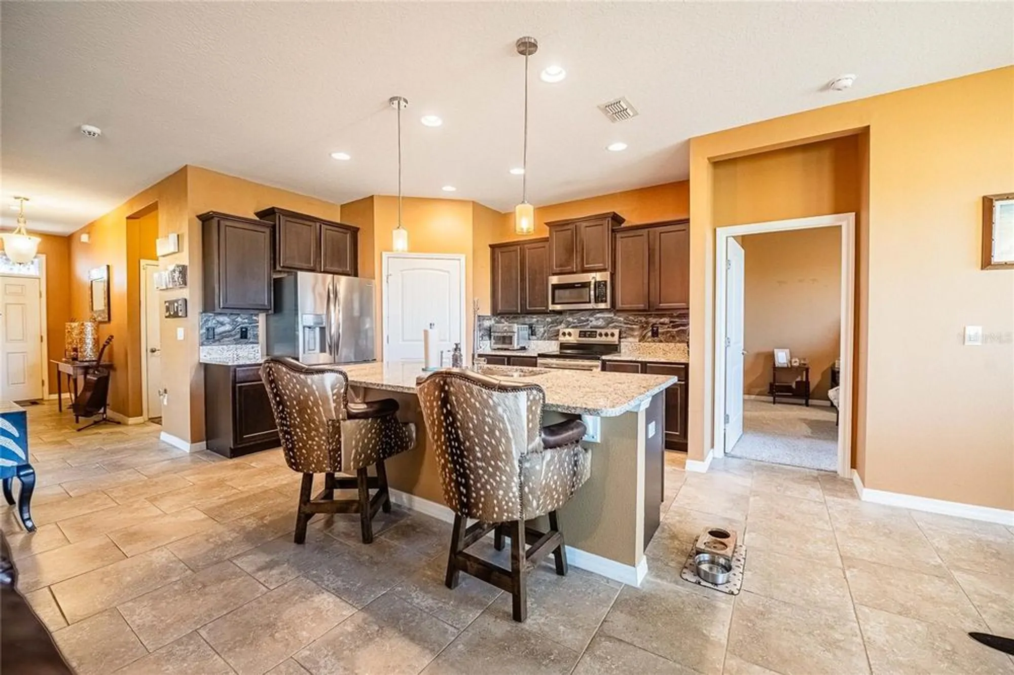 Property Slideshow image 27 of 52 | 2667 canyon crest dr, Lakeland, FL, 33811