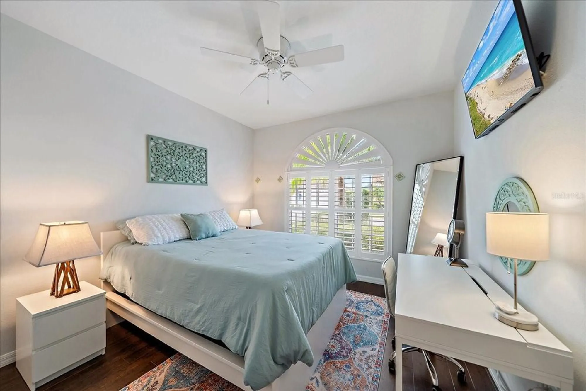 Property Slideshow image 27 of 46 | 131 river enclave ct, Bradenton, FL, 34212