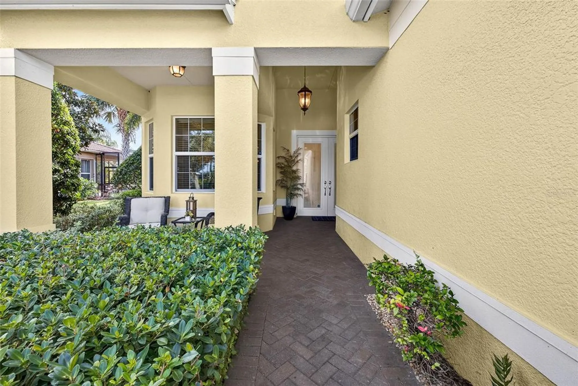 Property Slideshow image 2 of 82 | 5016 stone harbor cir, Wimauma, FL, 33598