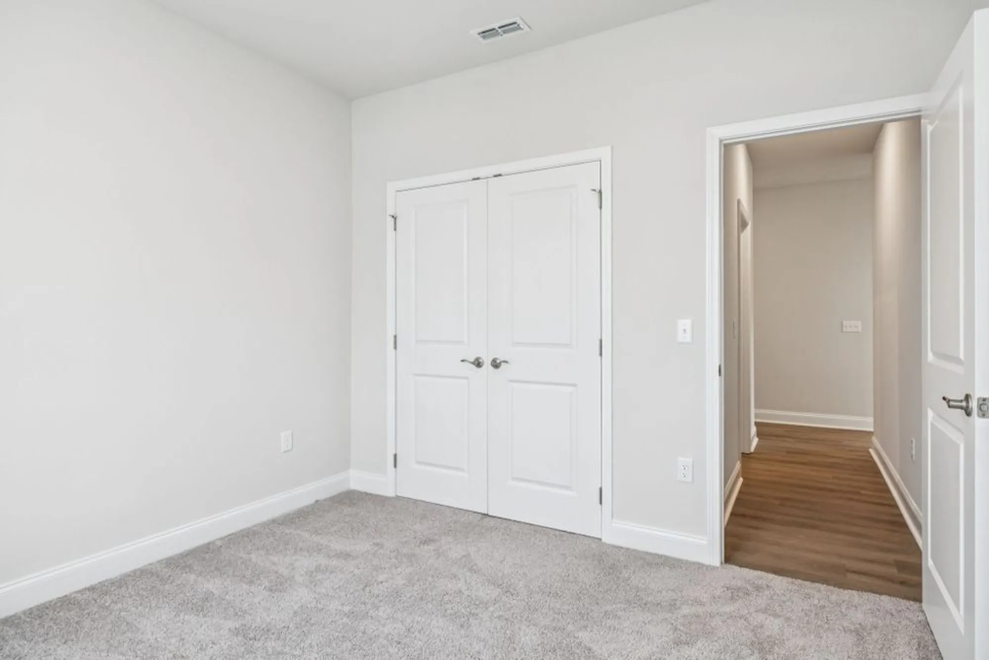 Property Slideshow image 32 of 41 | 120 holly rdg, Antioch, TN, 37013