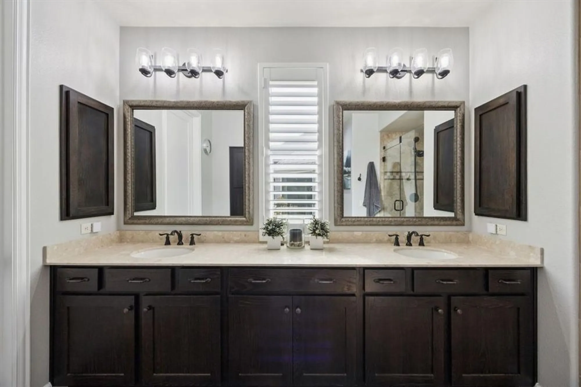 Property Slideshow image 17 of 38 | 12225 grosbeak dr, Denton, TX, 76207