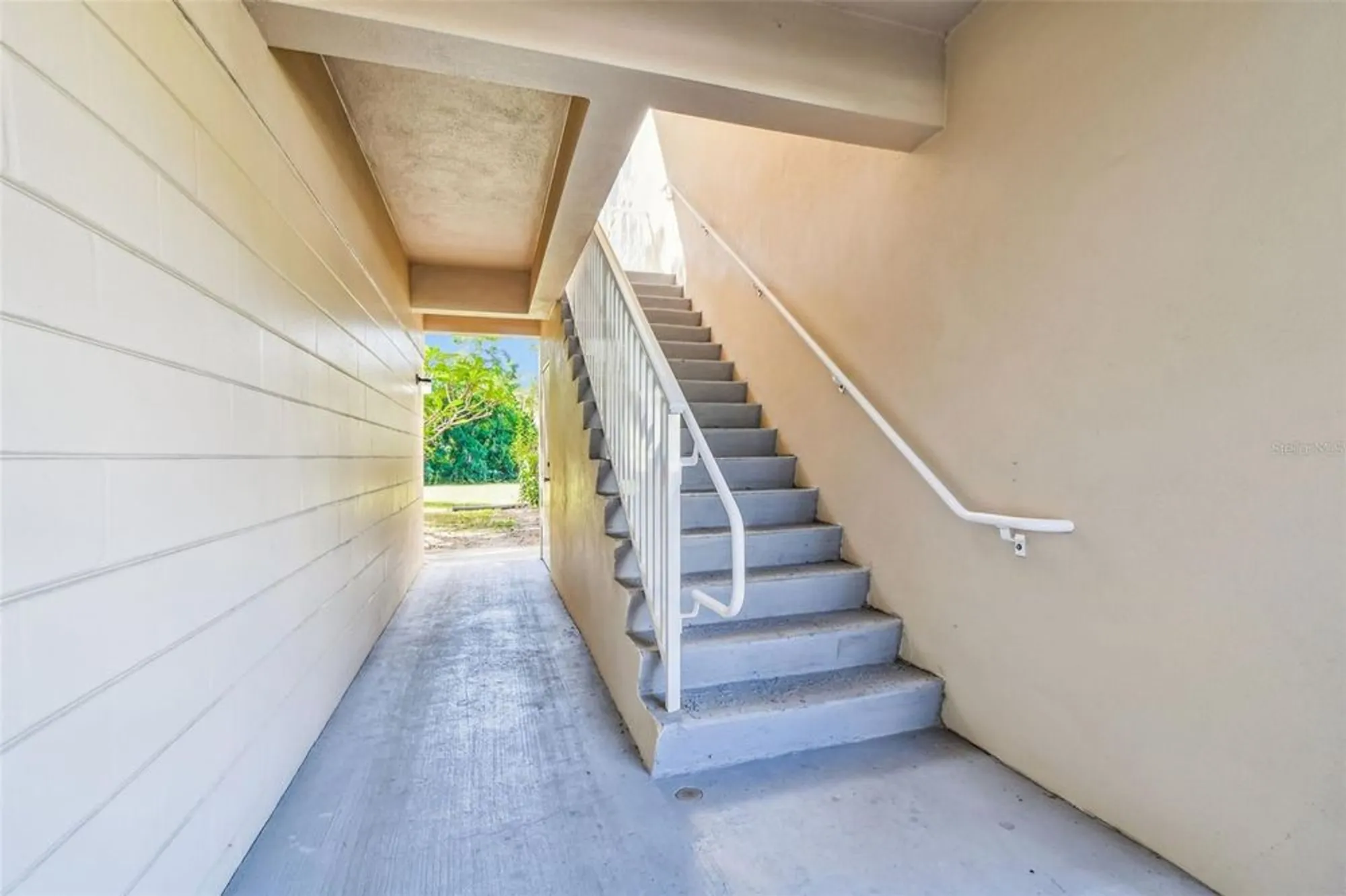 Property Slideshow image 6 of 74 | 2170 americus blvd 34, Clearwater, FL, 33763
