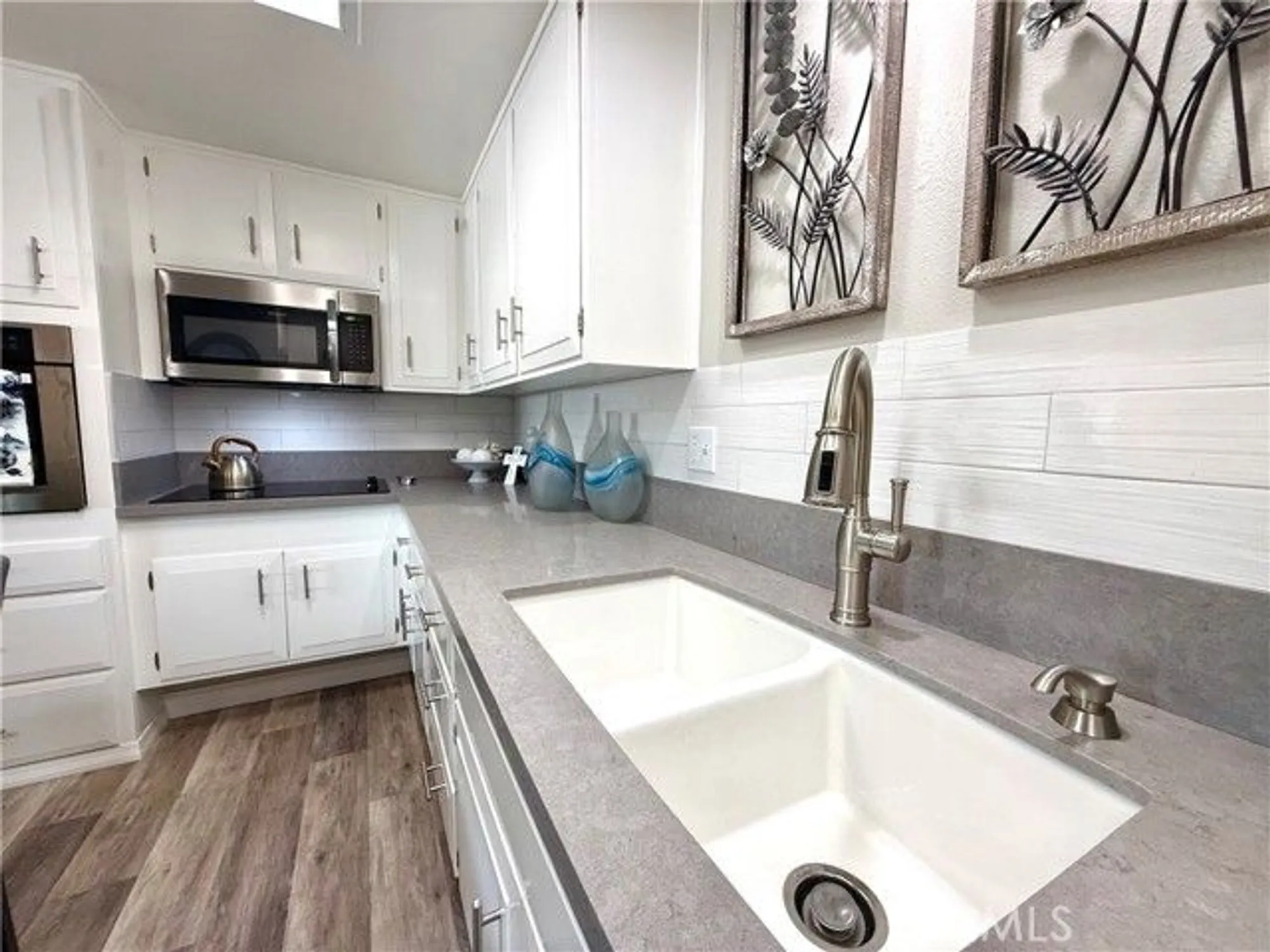 Property Slideshow image 11 of 17 | 13040 oak hills dr apt 224d, Seal Beach, CA, 90740