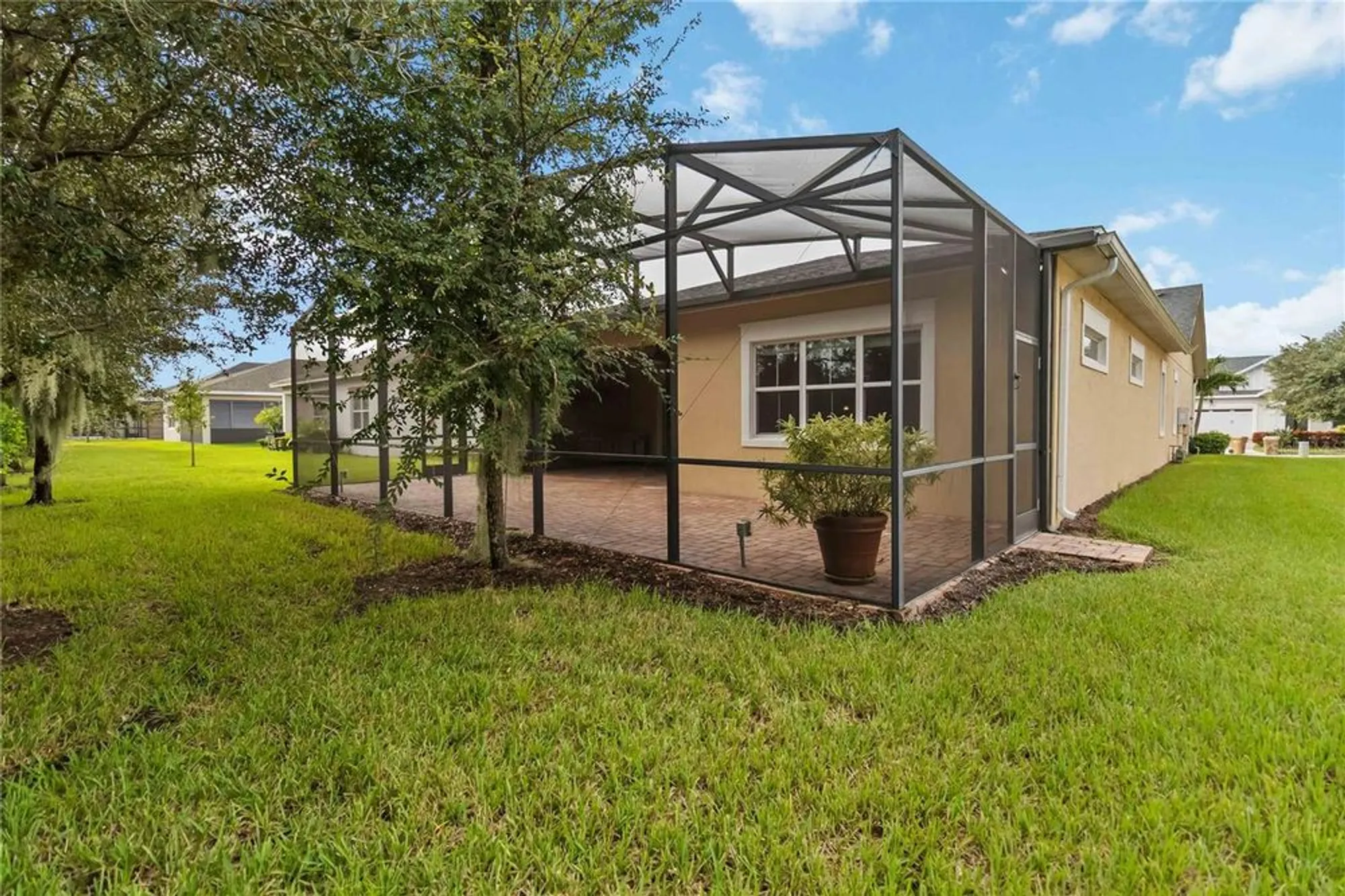 Property Slideshow image 33 of 54 | 5043 vantage ct, Saint Cloud, FL, 34772