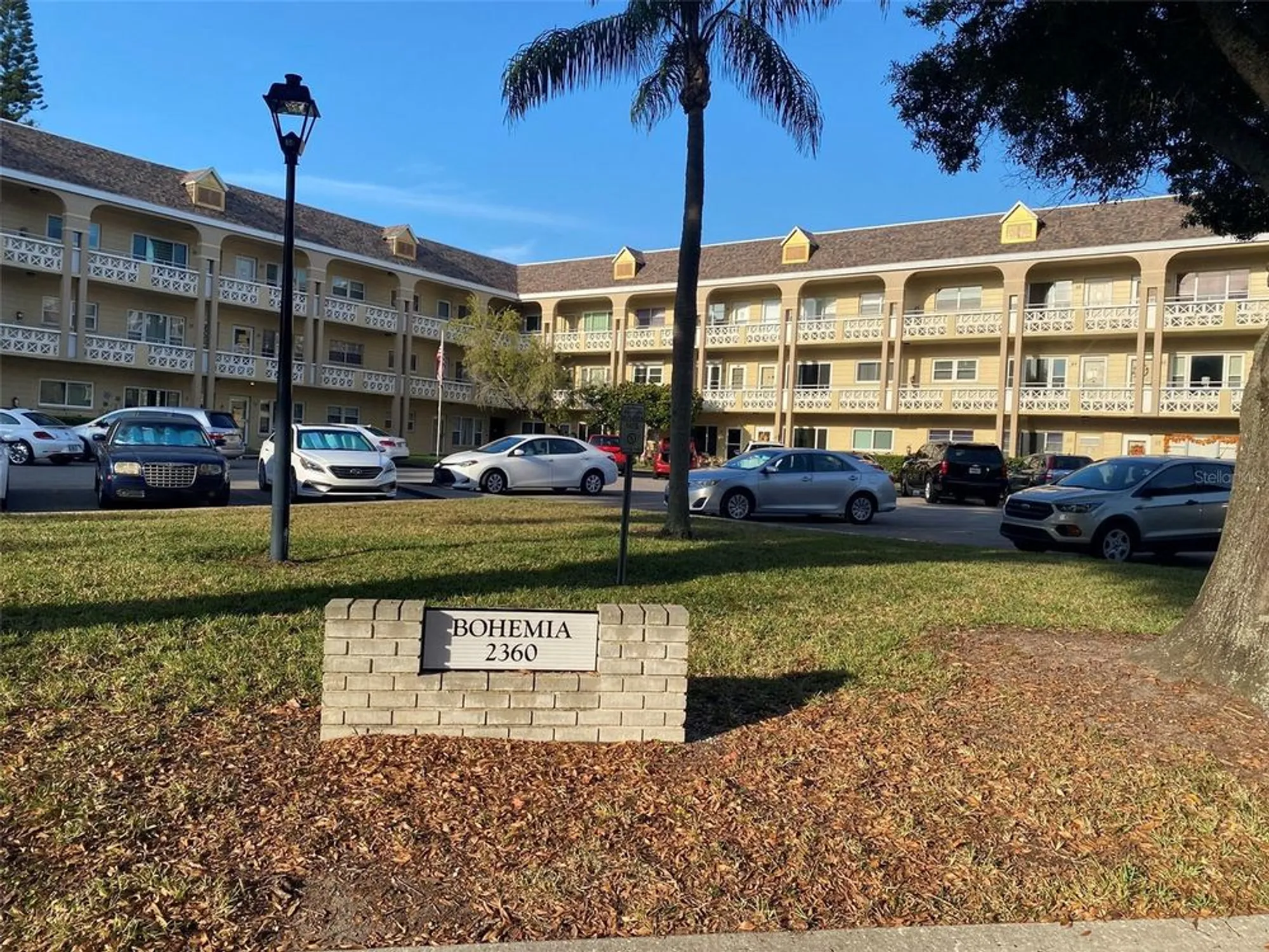 Property Slideshow image 1 of 41 | 2360 irish ln apt 64, Clearwater, FL, 33763
