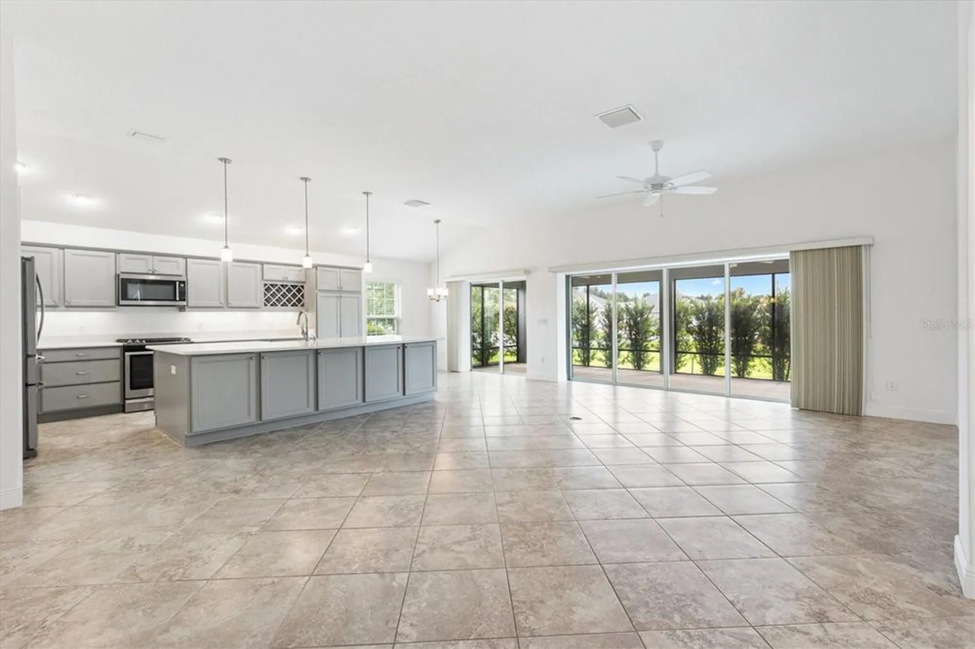 Property Slideshow image 14 of 47 | 5868 wood stork way, The Villages, FL, 32163