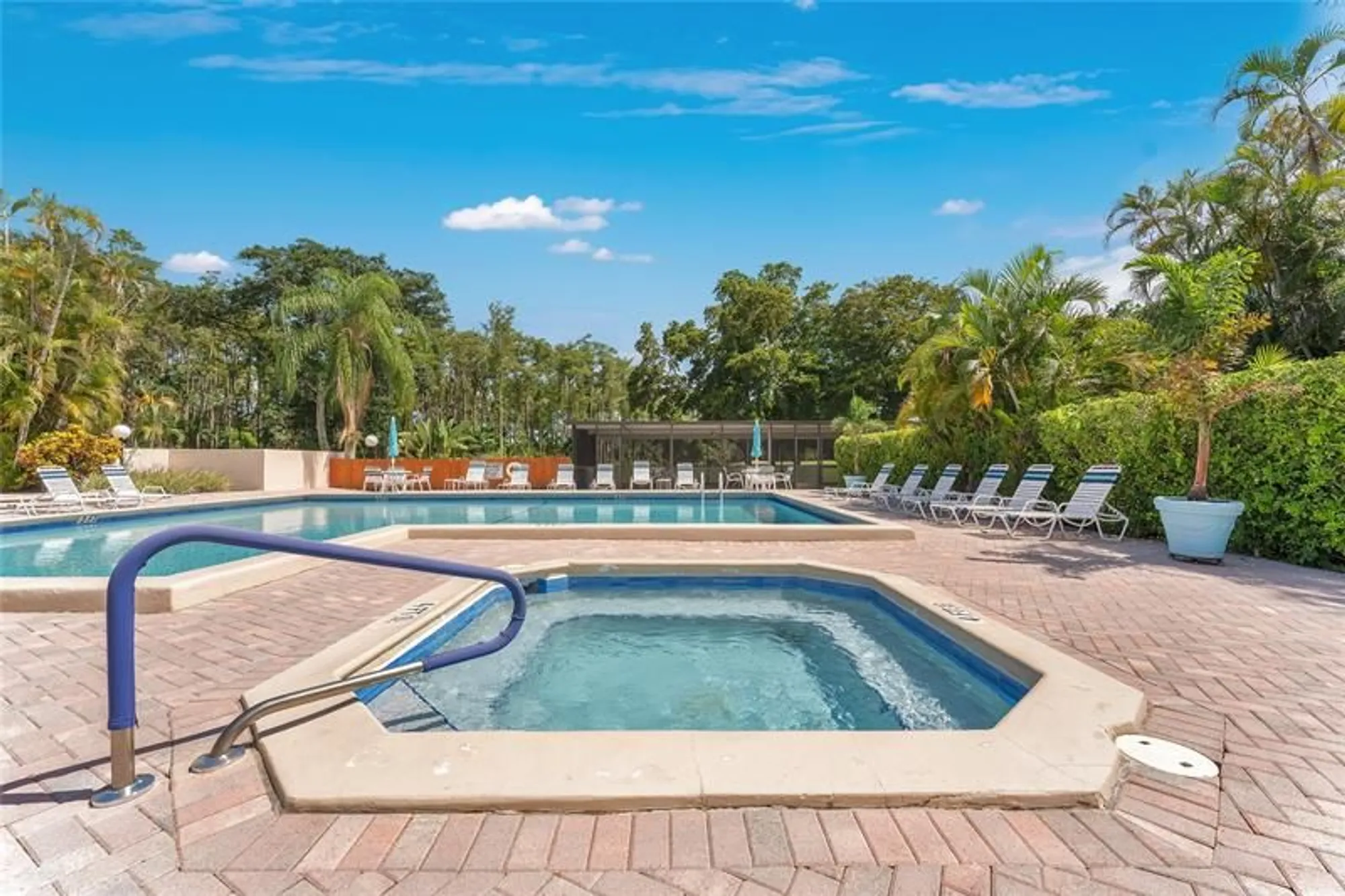 Property Slideshow image 32 of 33 | 21386 juego cir apt 10c, Boca Raton, FL, 33433