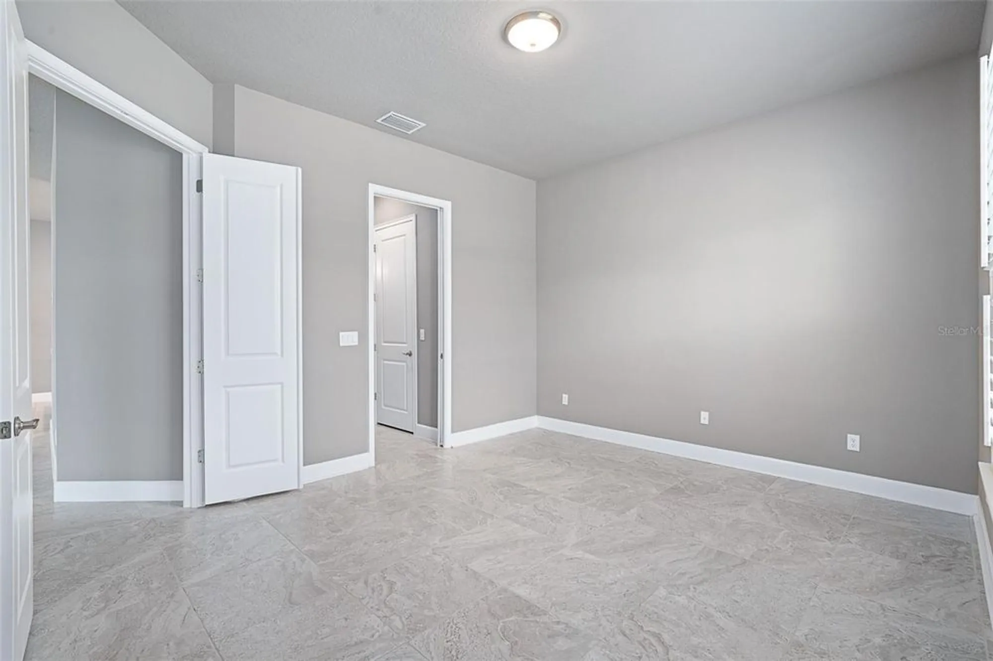 Property Slideshow image 20 of 47 | 856 pinewood dr, Ormond Beach, FL, 32174