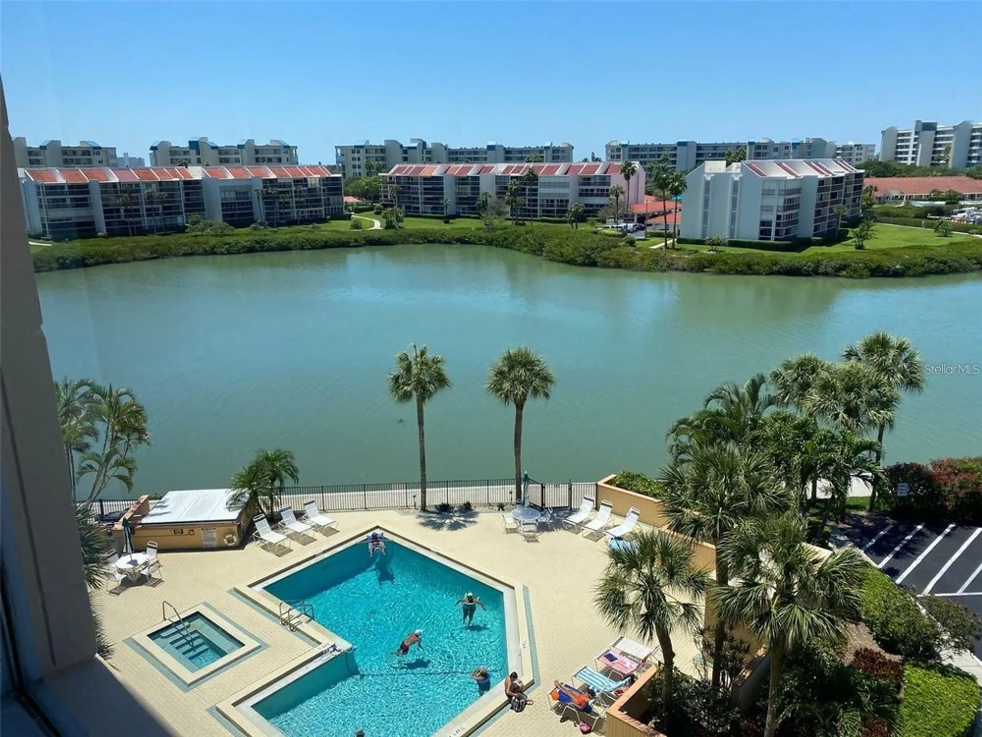 Property Slideshow image 57 of 62 | 7400 sun island dr 202, South Pasadena, FL, 33707