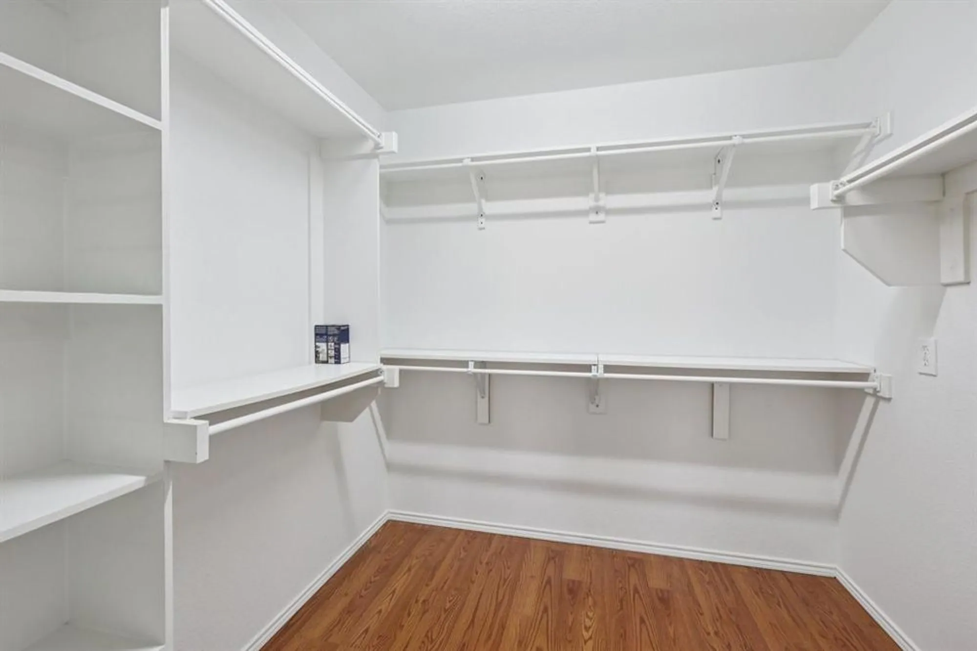 Property Slideshow image 22 of 36 | 7850 estancia dr, Frisco, TX, 75036